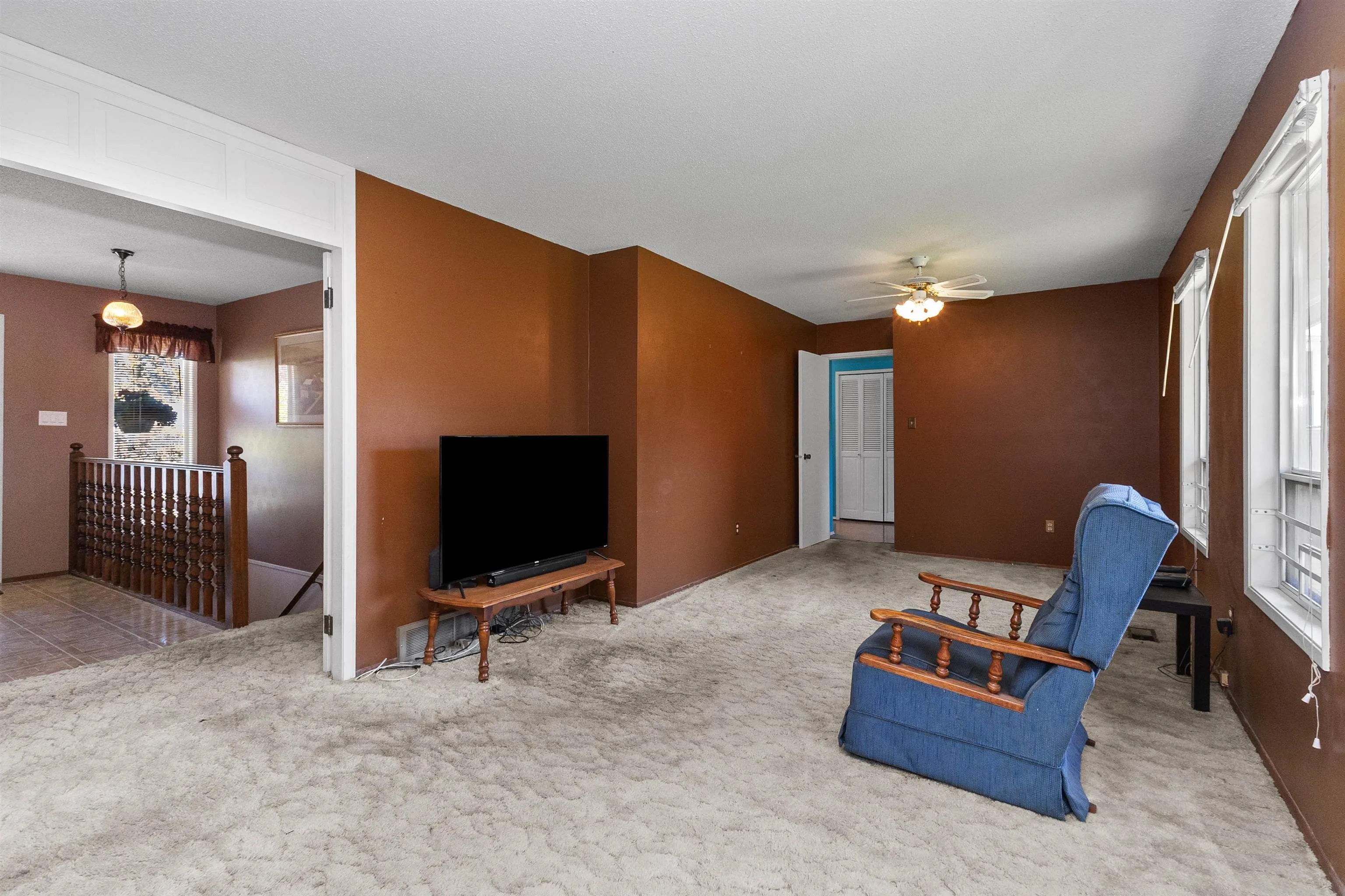 2643 Sunnyside Crescent