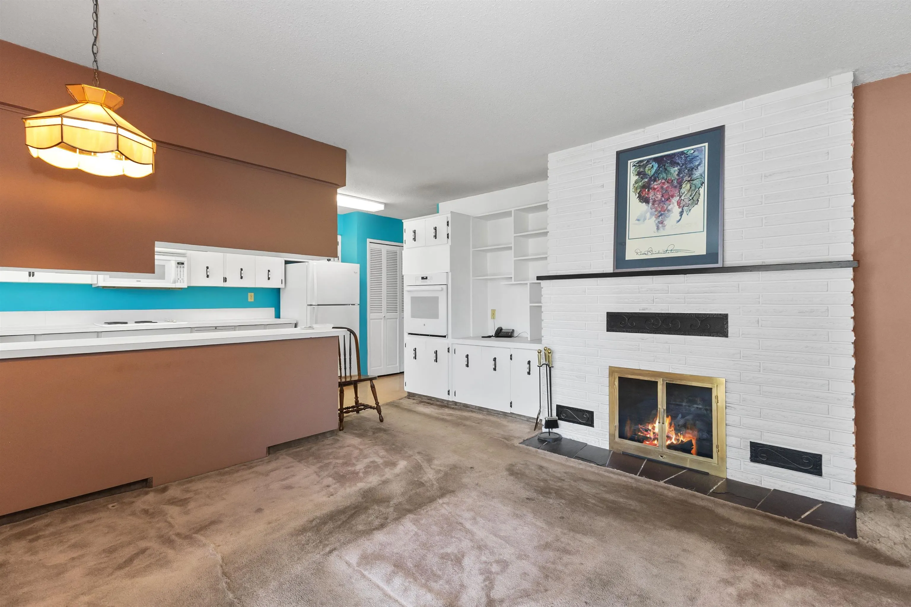 2643 Sunnyside Crescent