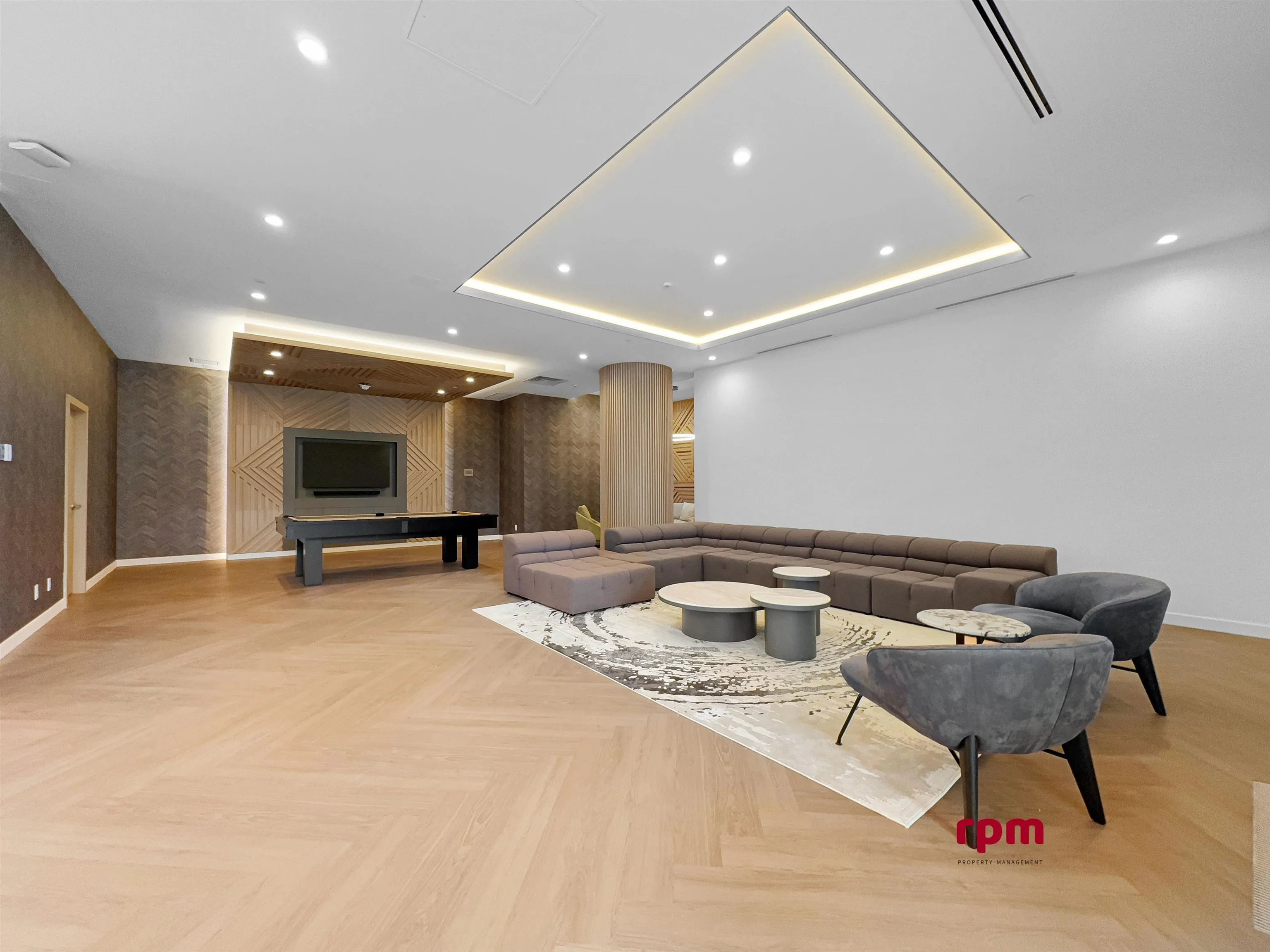 34xx 13778 100 Avenue