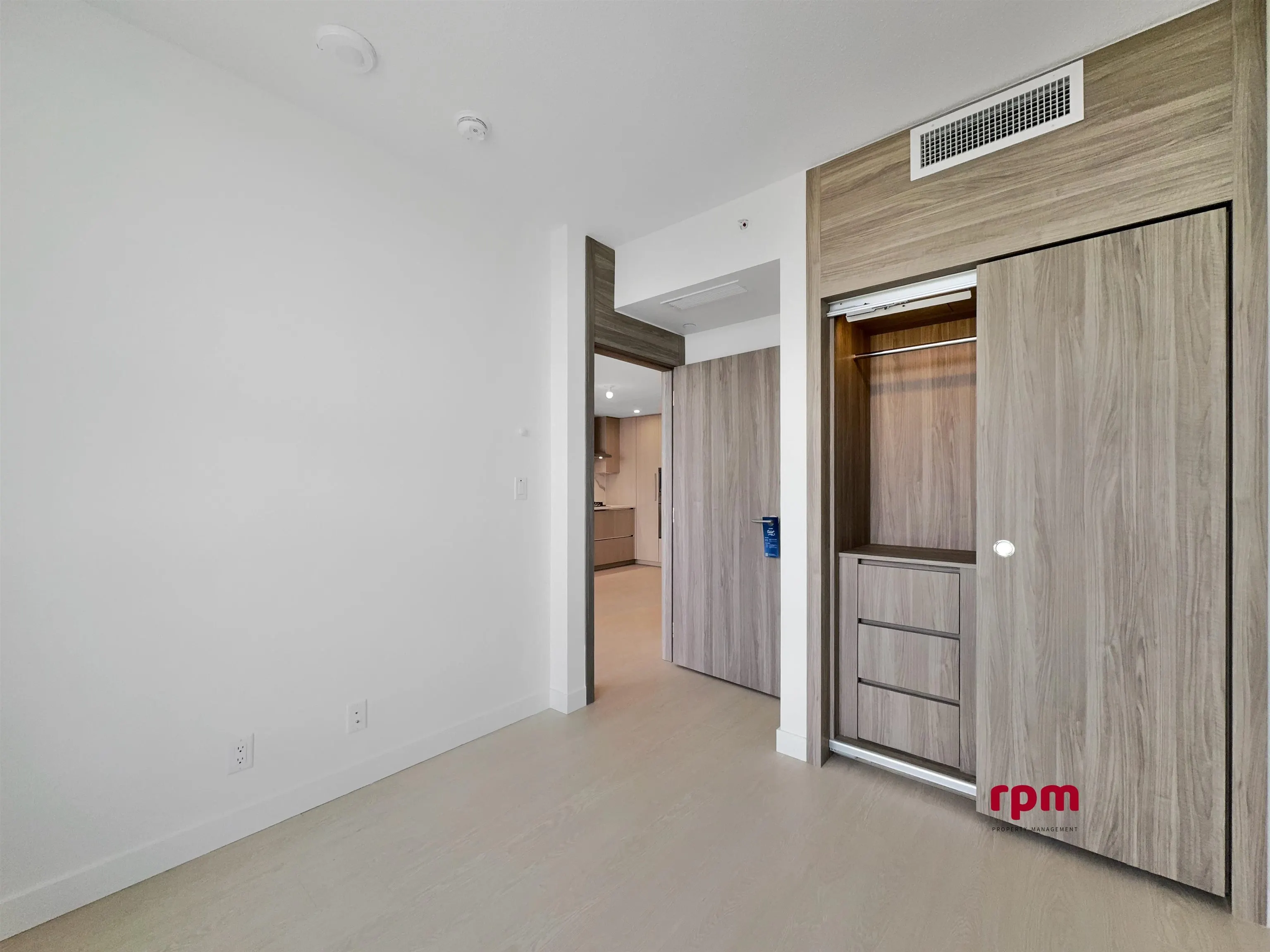 34xx 13778 100 Avenue