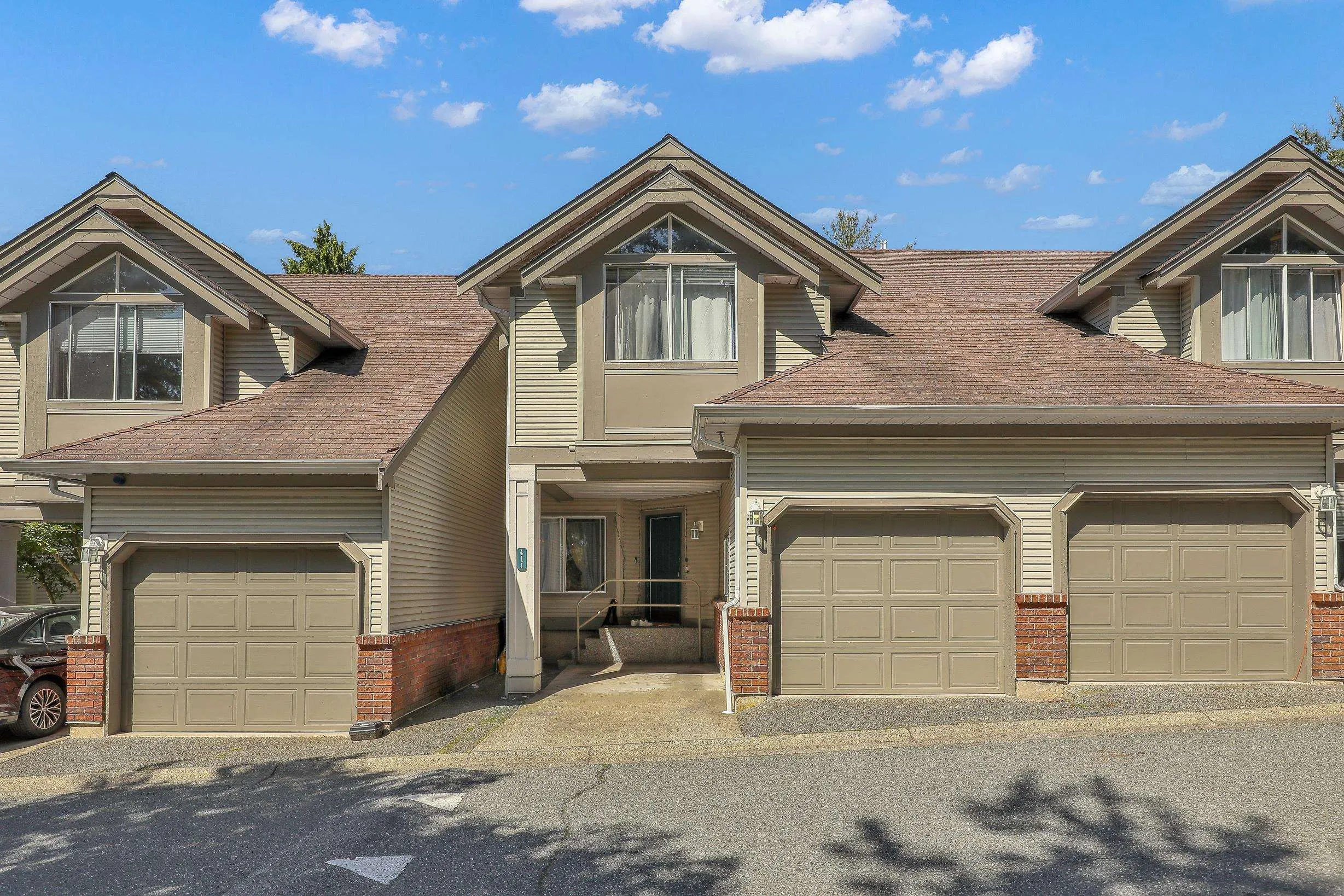 411 13900 Hyland Road