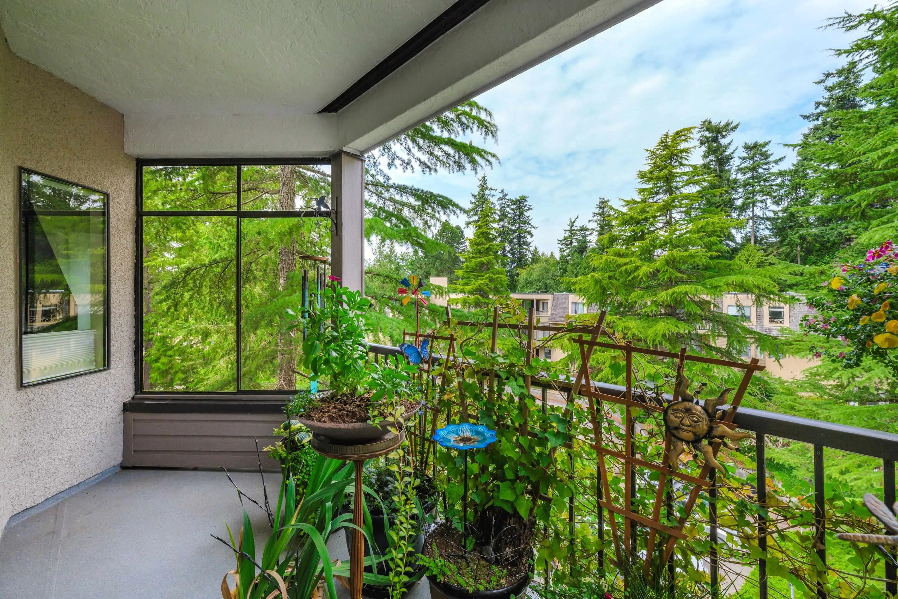 307 1740 Southmere Crescent