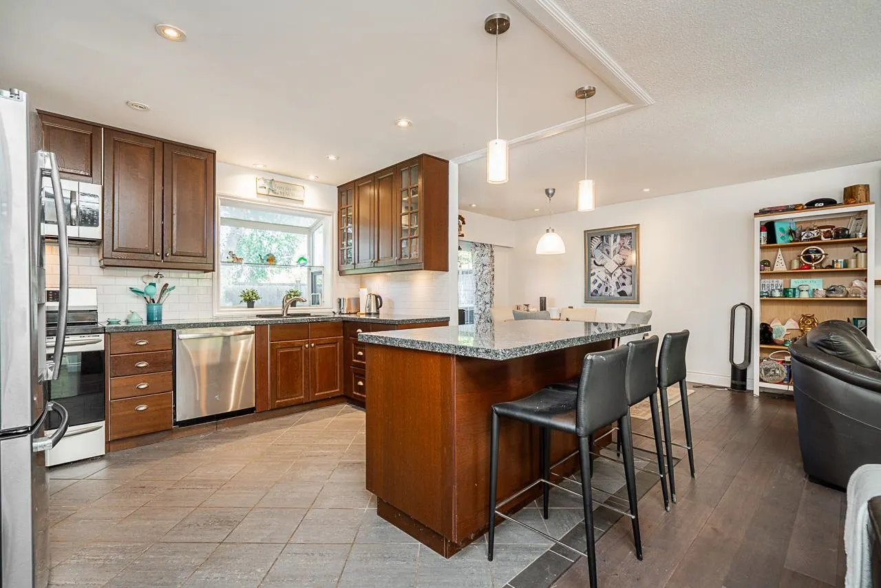 173 English Bluff Road