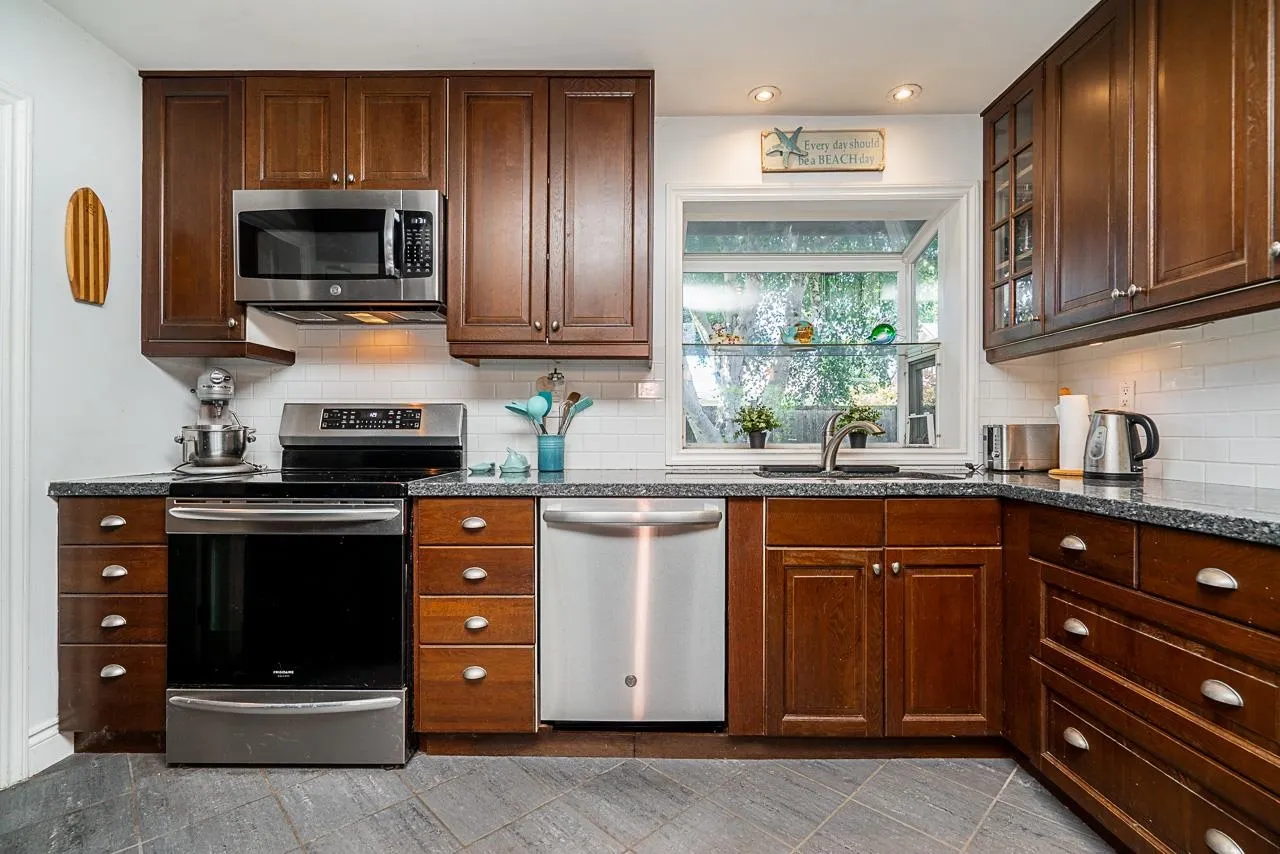 173 English Bluff Road