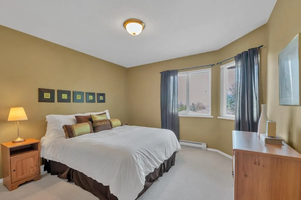 2462 Mountain Drive