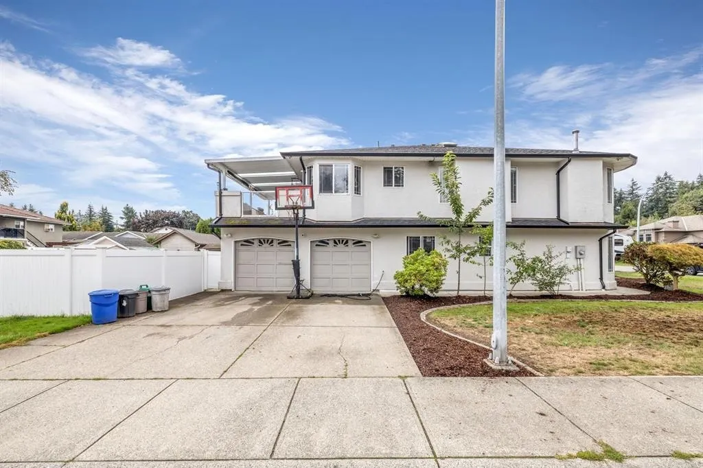 8351 Miller Crescent
