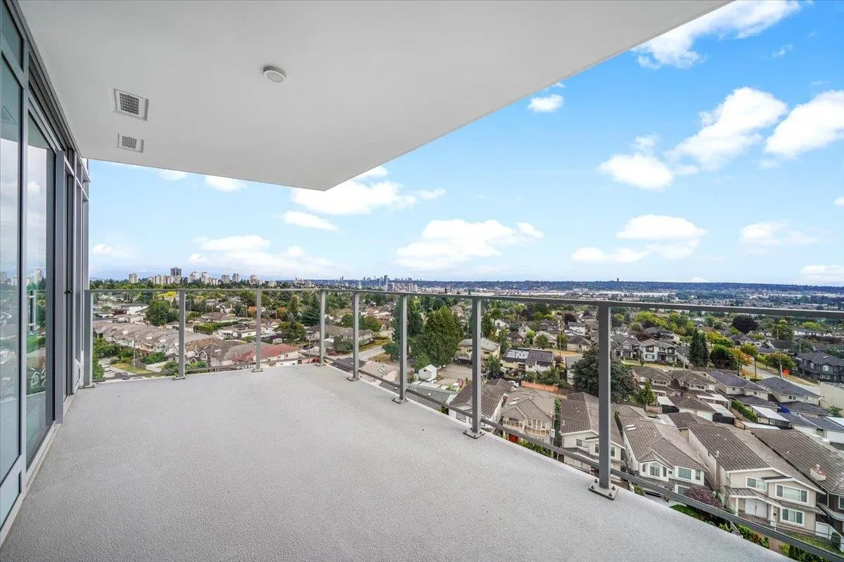 1001 7769 Park Crescent