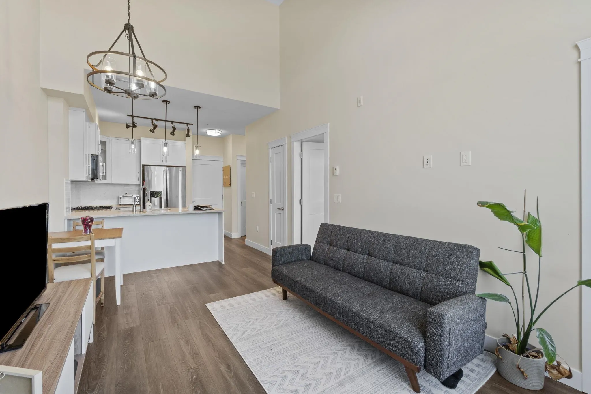524 11077 Ravine Road