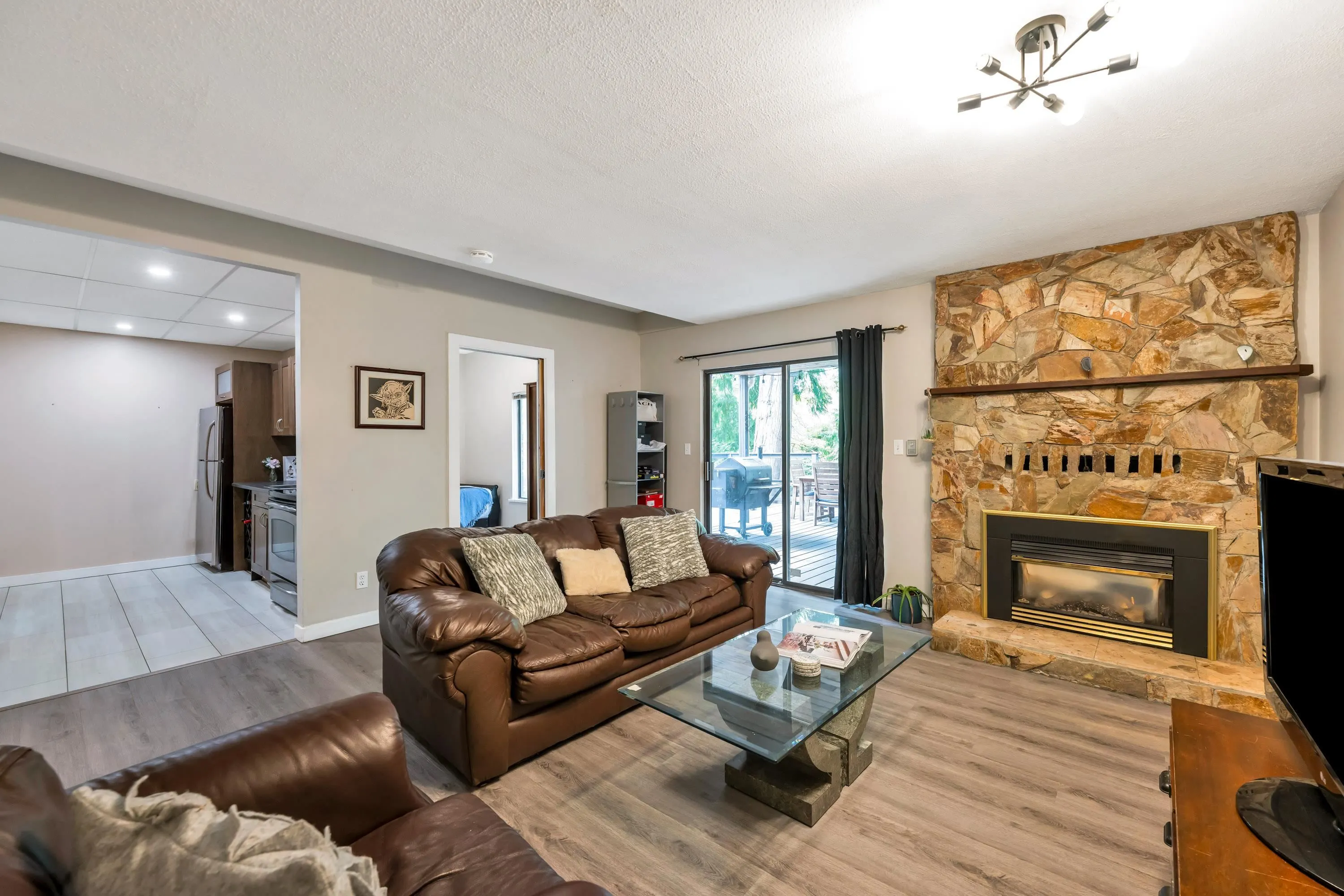 6751 Westview Drive