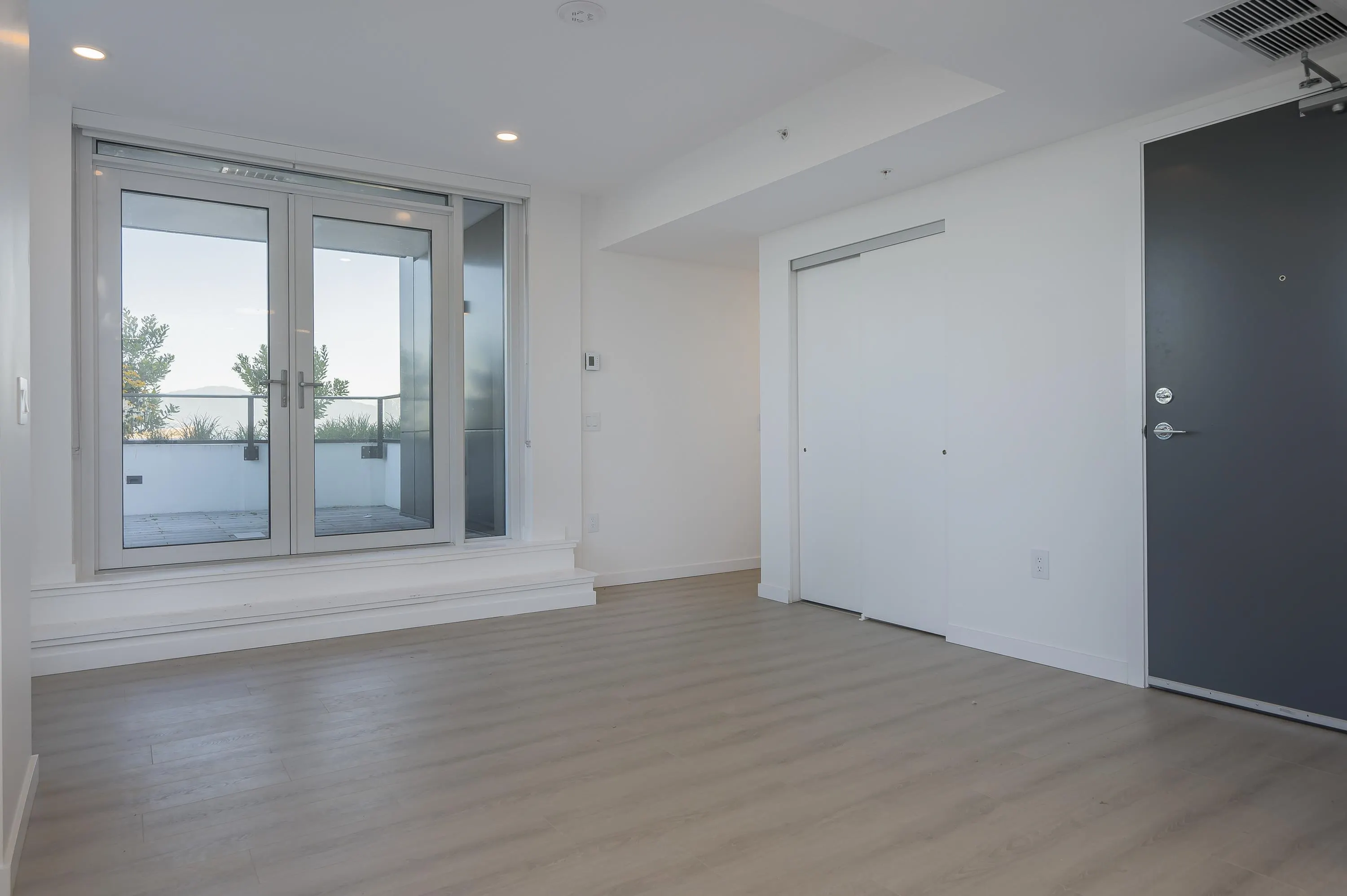 2204 10333 133 Street