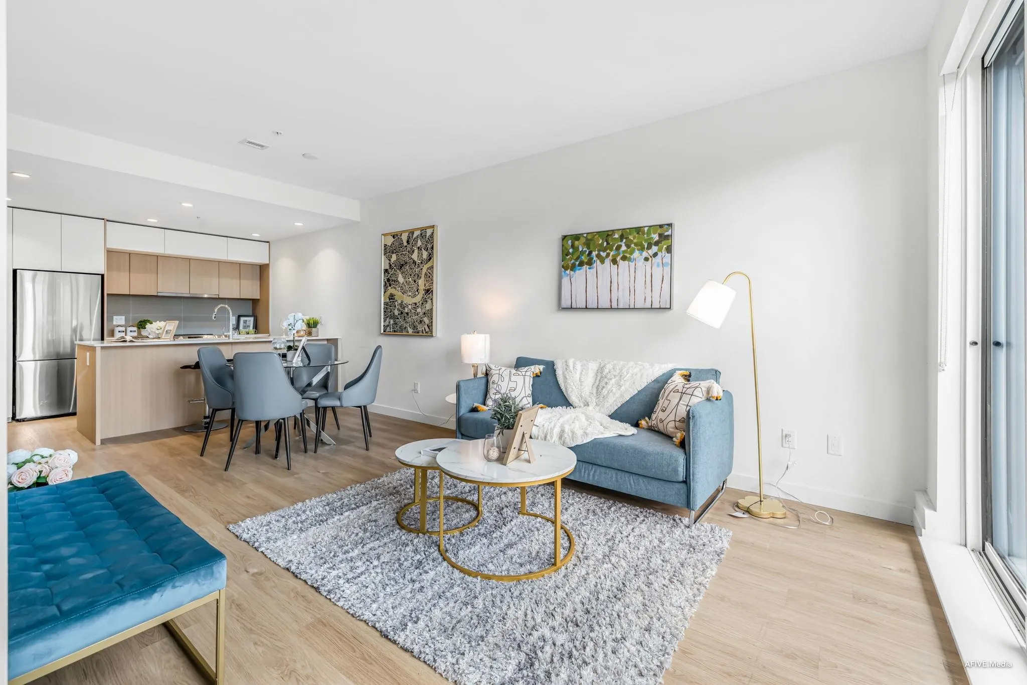 207 9888 University Crescent