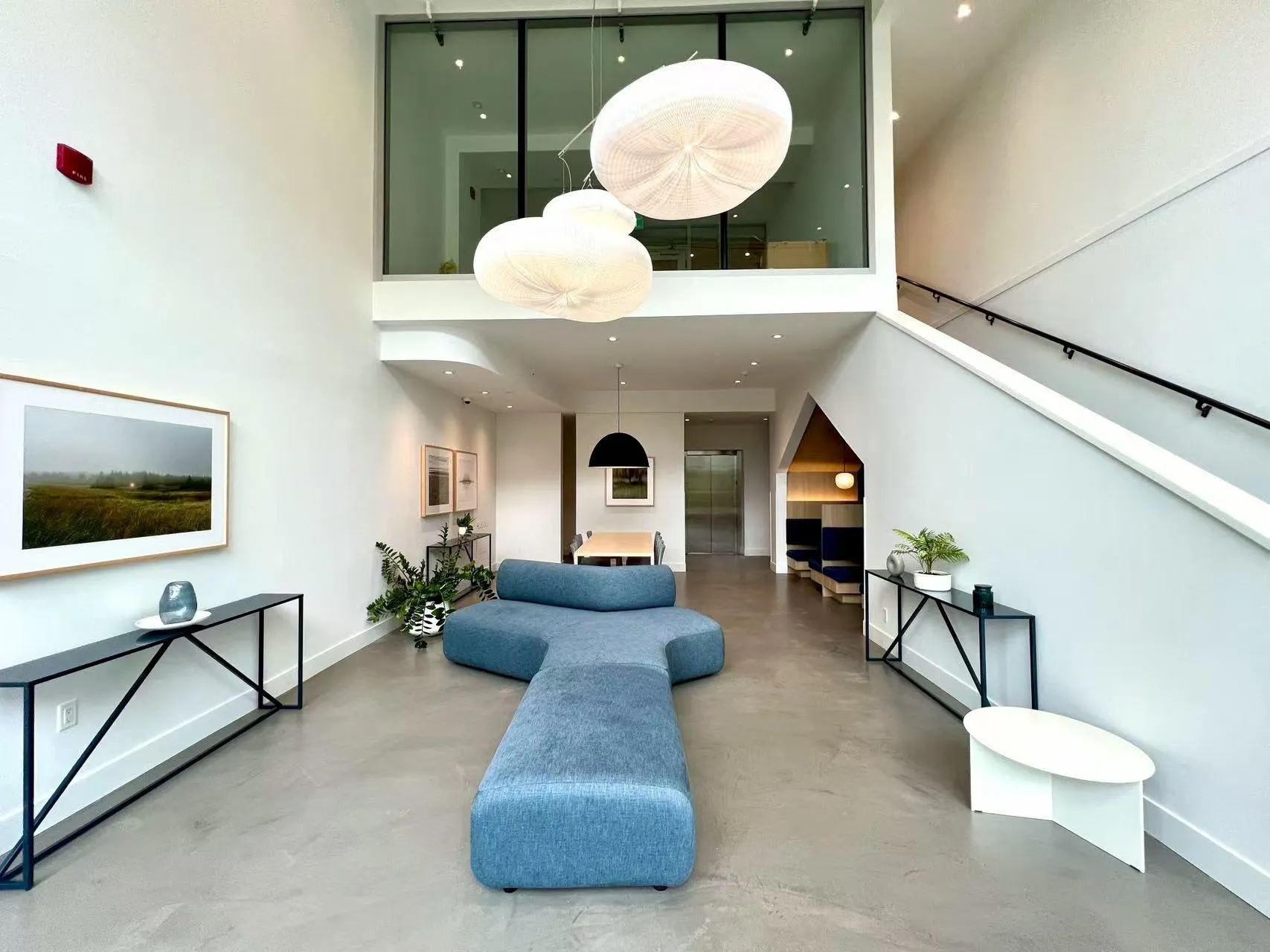 207 9888 University Crescent