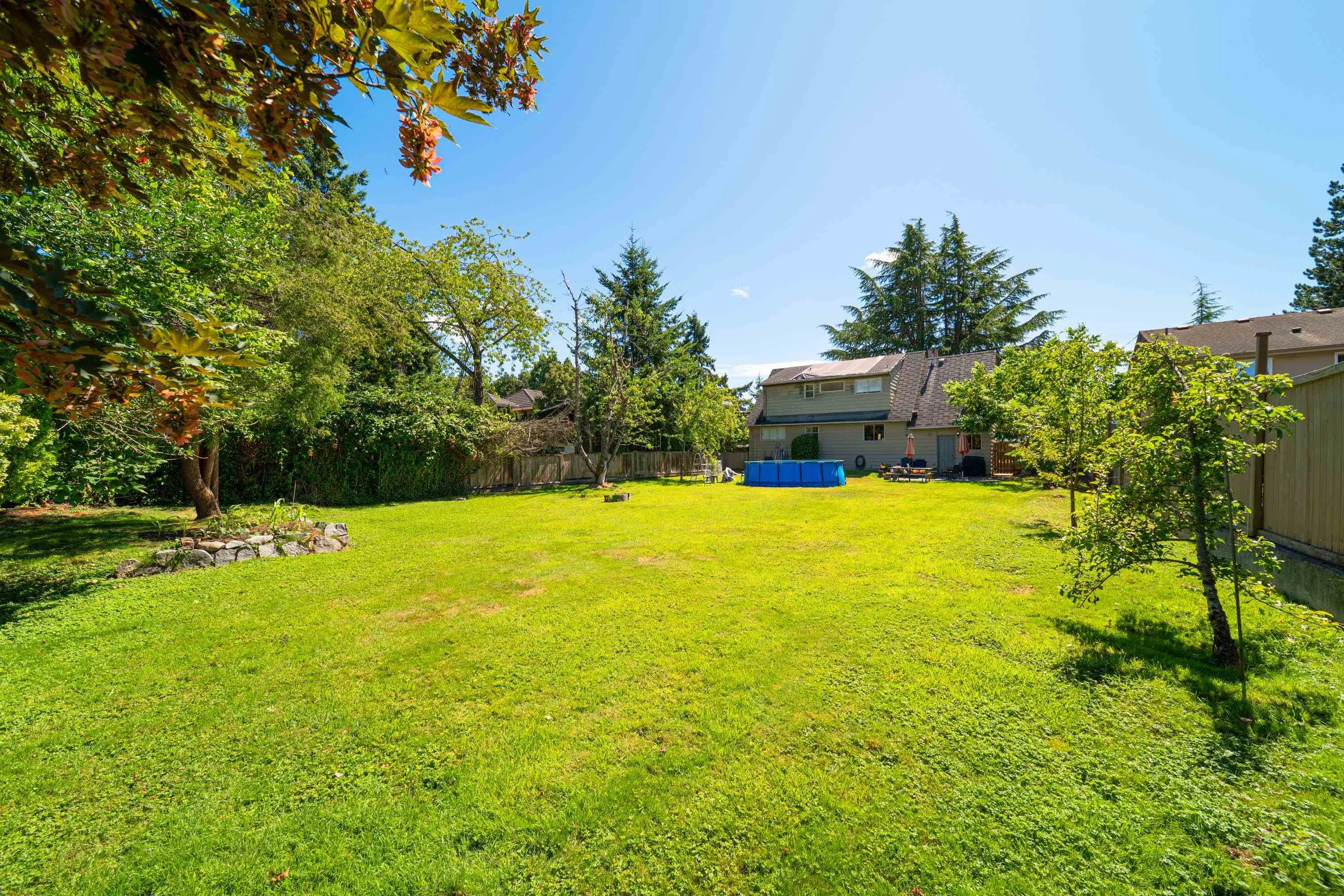 6131 Blundell Road