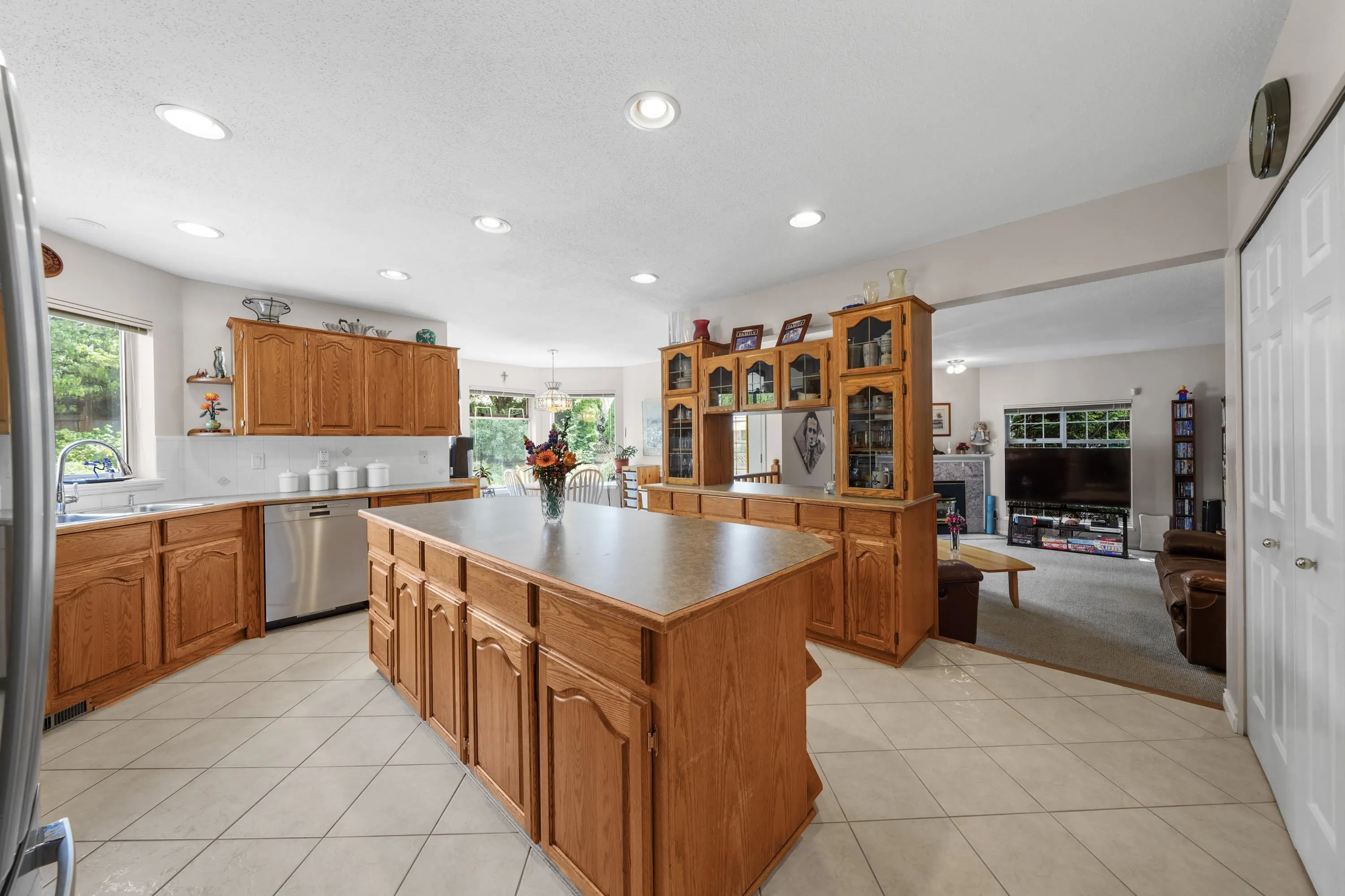 2215 Sorrento Drive