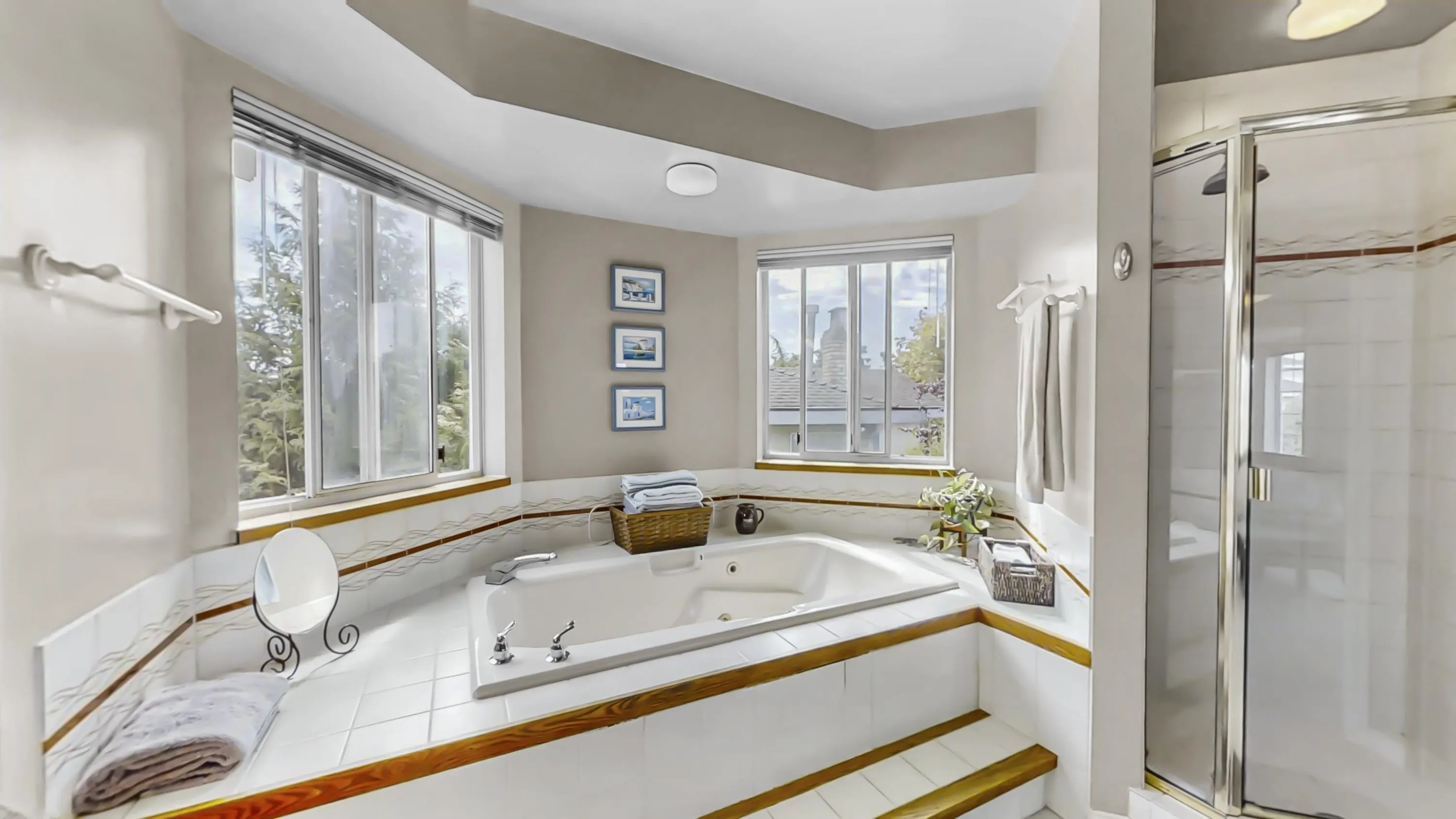 2215 Sorrento Drive