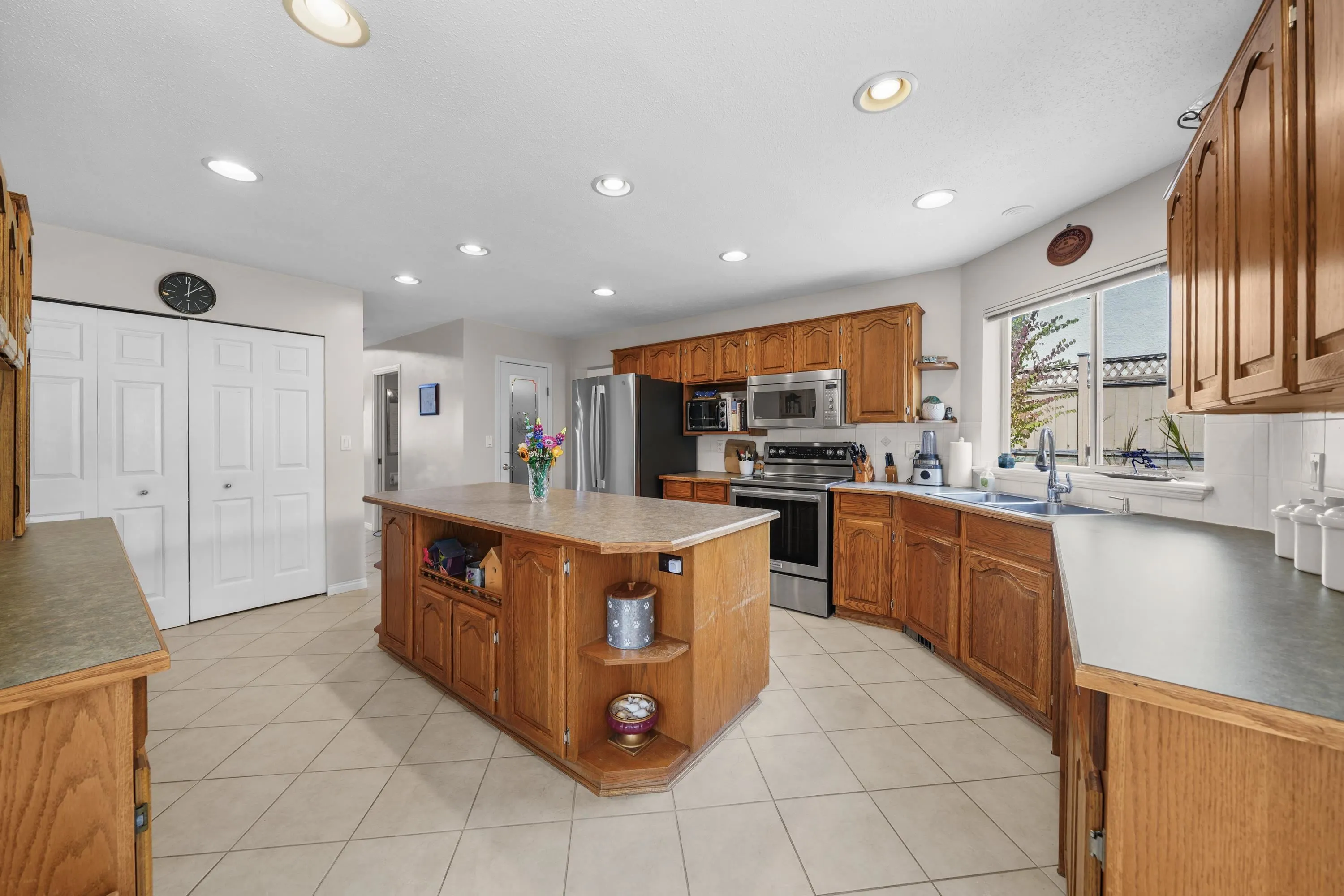 2215 Sorrento Drive
