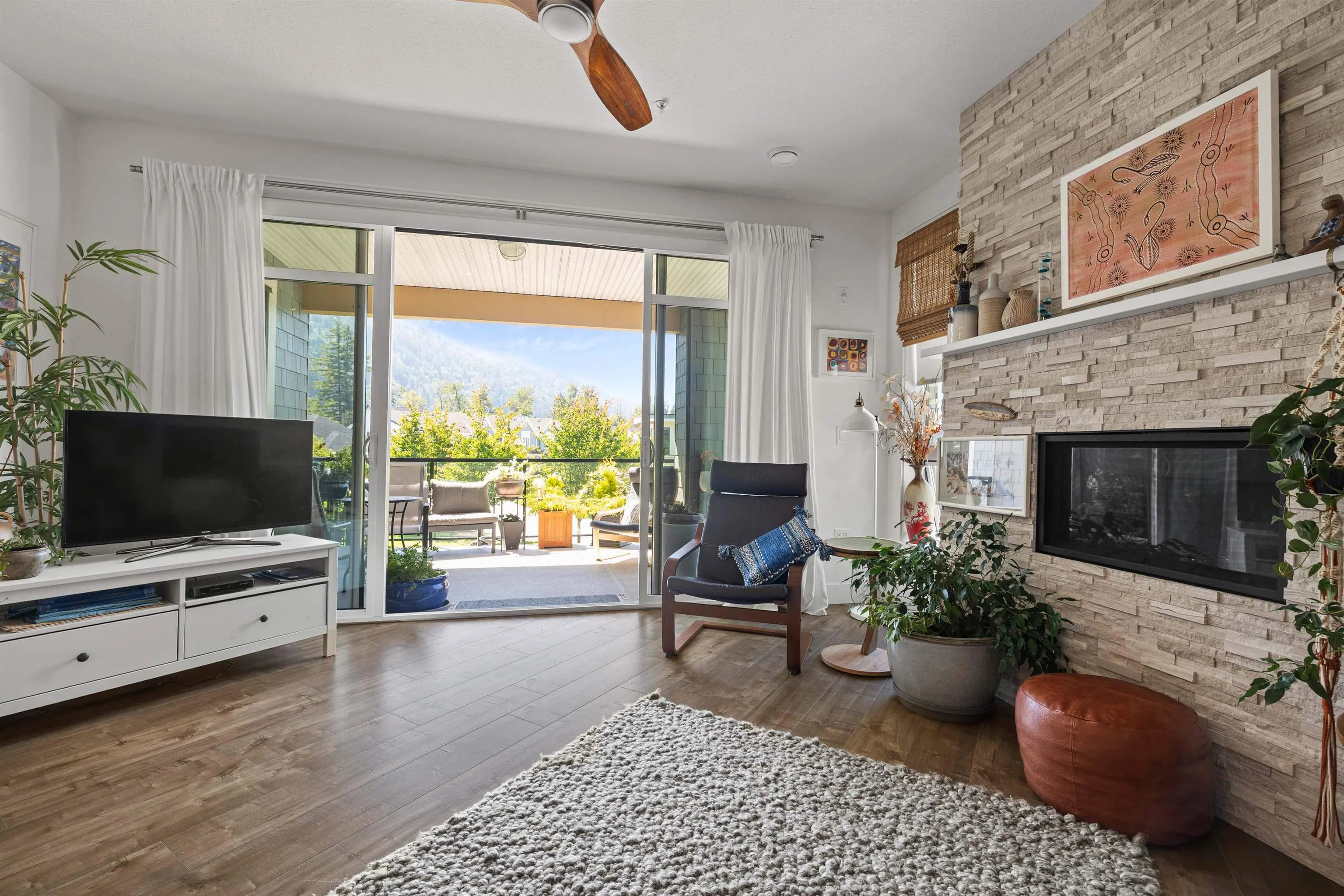 211 5380 Tyee Lane