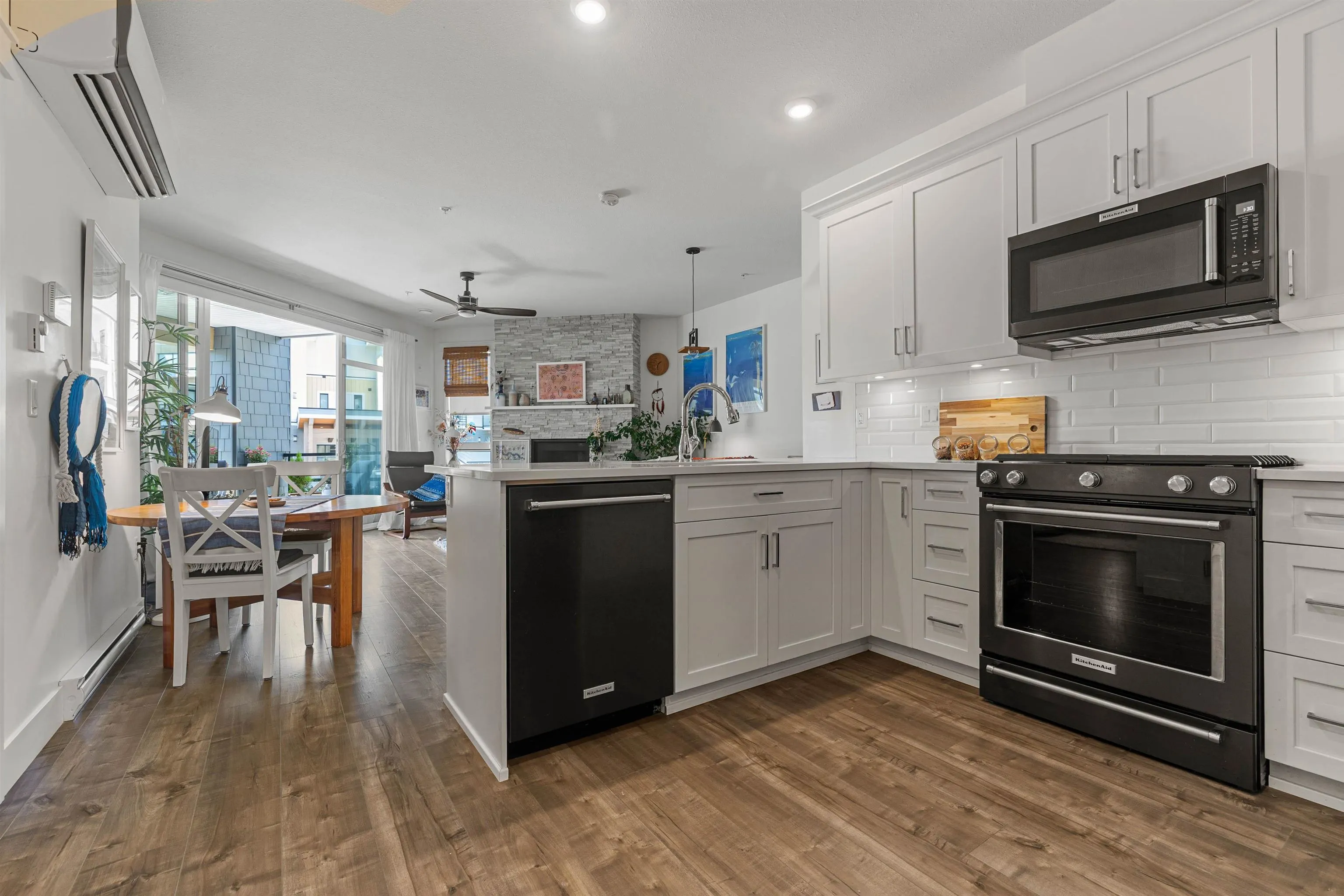 211 5380 Tyee Lane