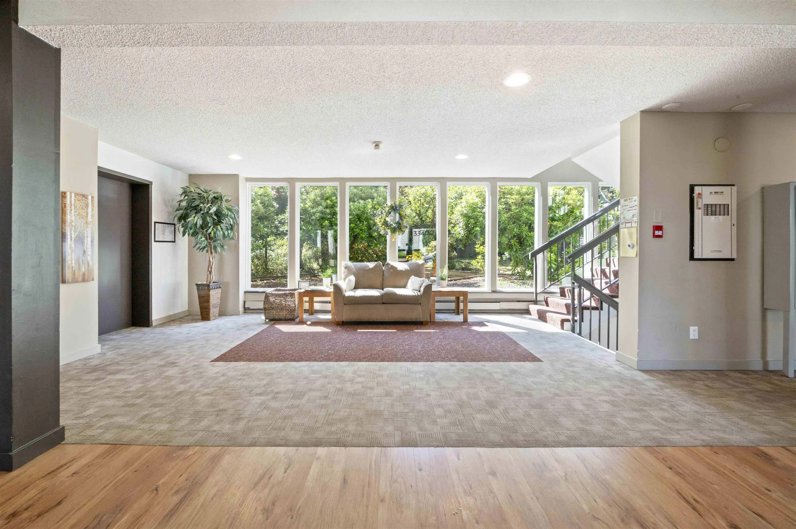 313 33400 Bourquin Place