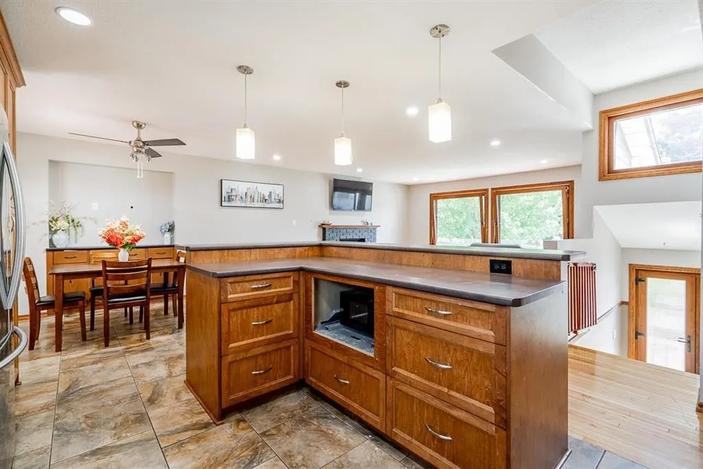 32855 Harwood Crescent