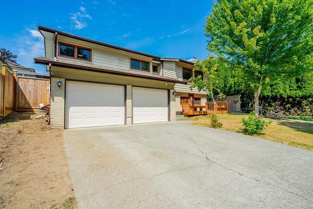 32855 Harwood Crescent
