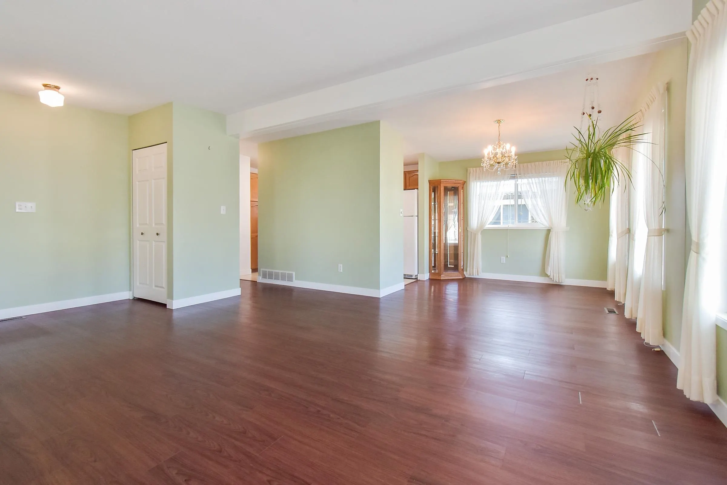 86 2303 Cranley Drive