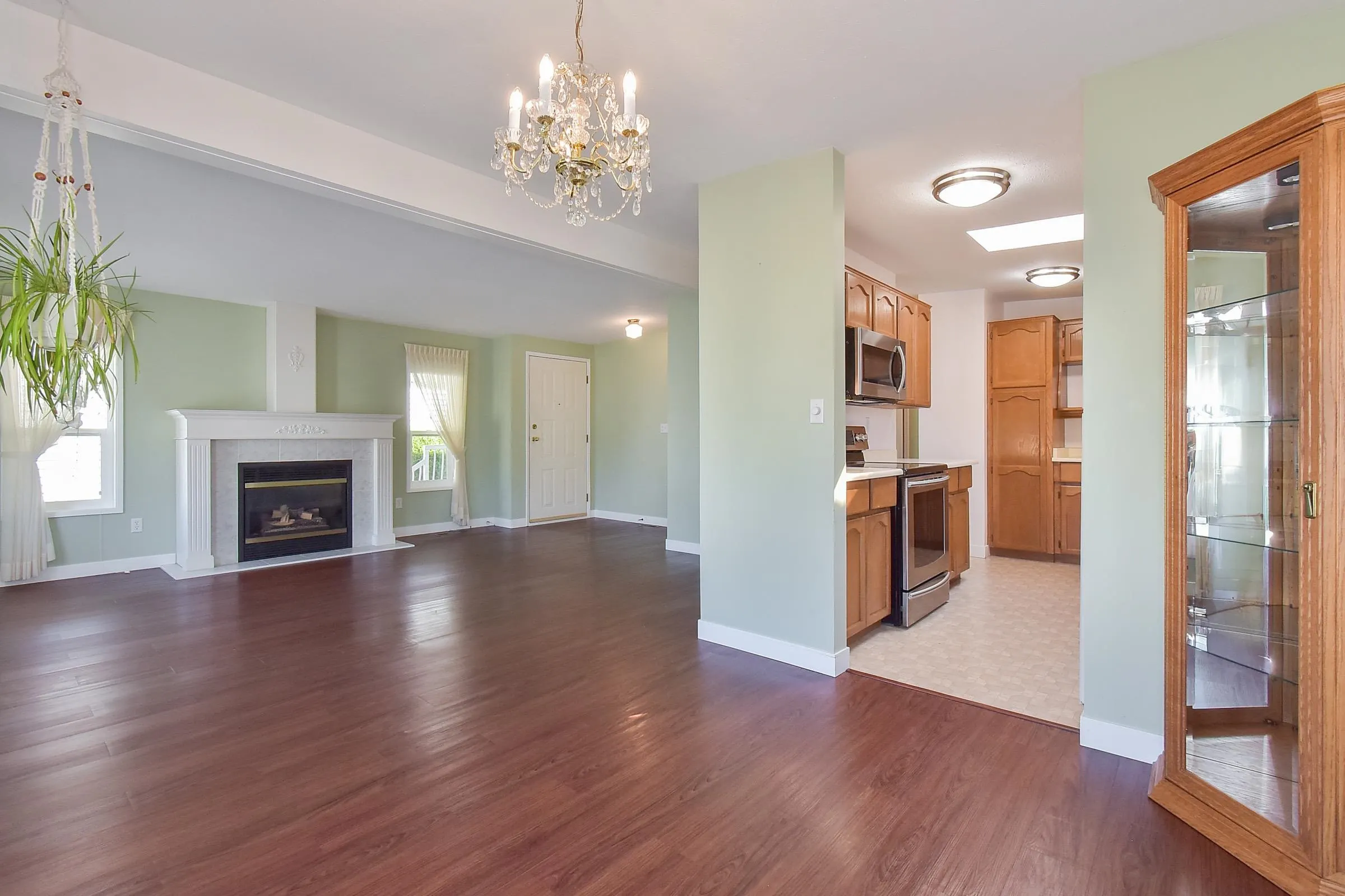 86 2303 Cranley Drive