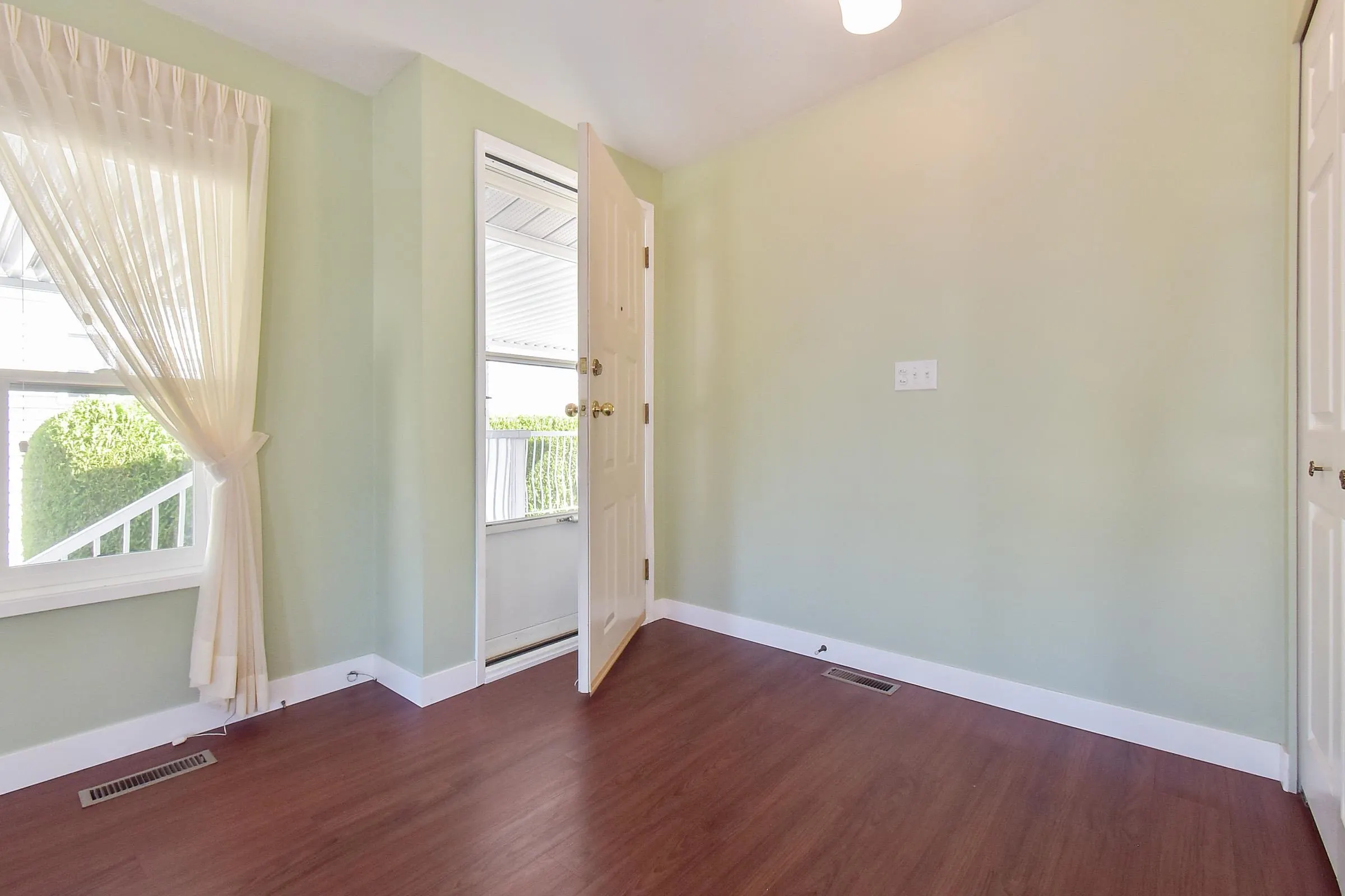 86 2303 Cranley Drive