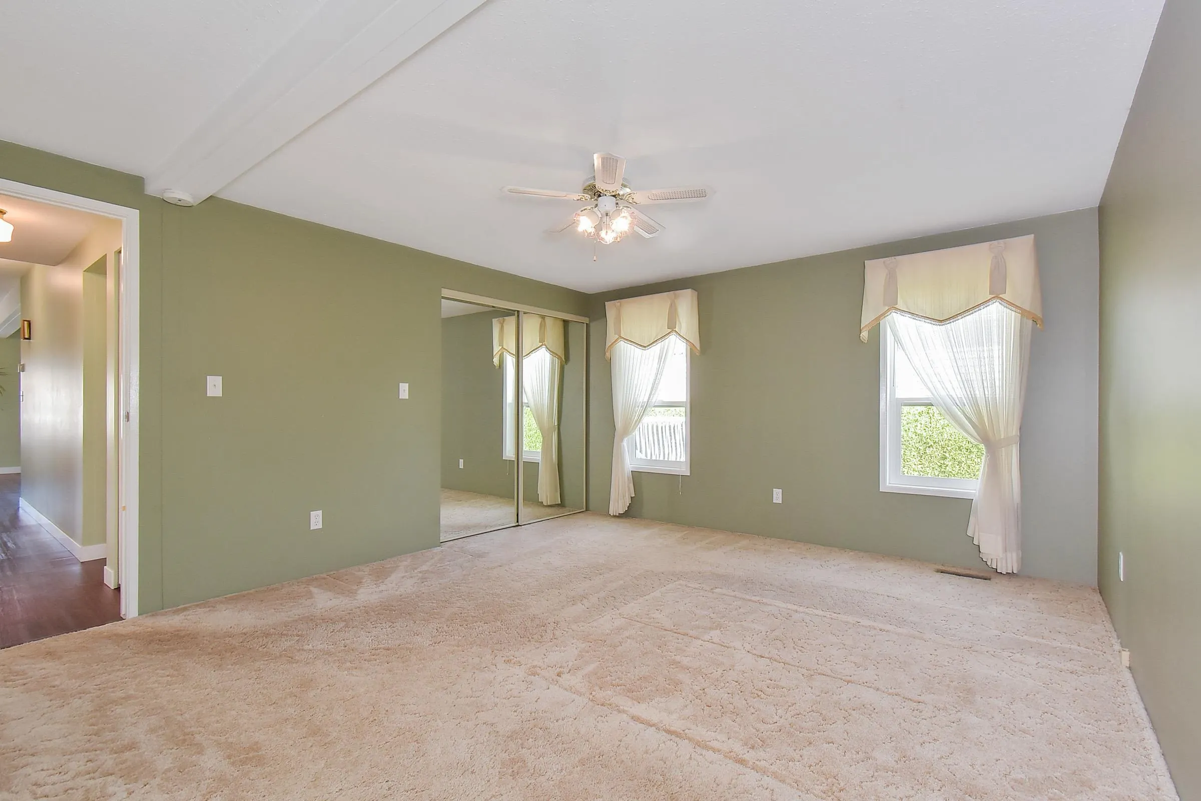 86 2303 Cranley Drive