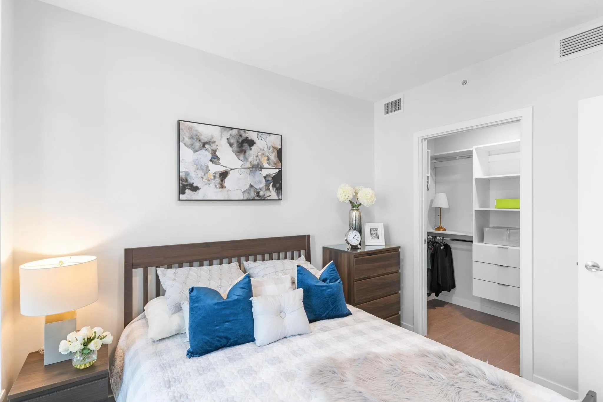 3503 4168 Lougheed Highway
