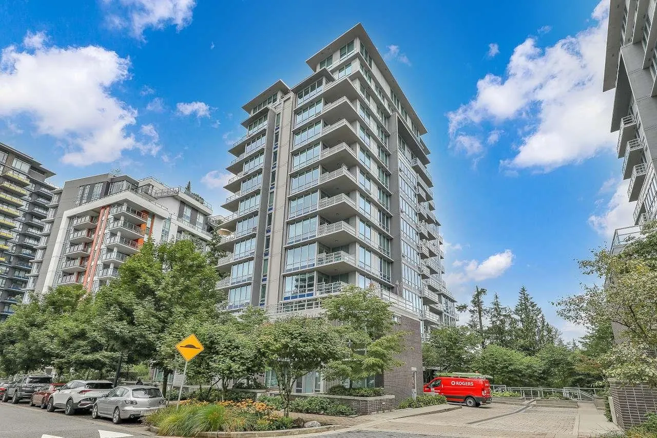 803 9060 University Crescent