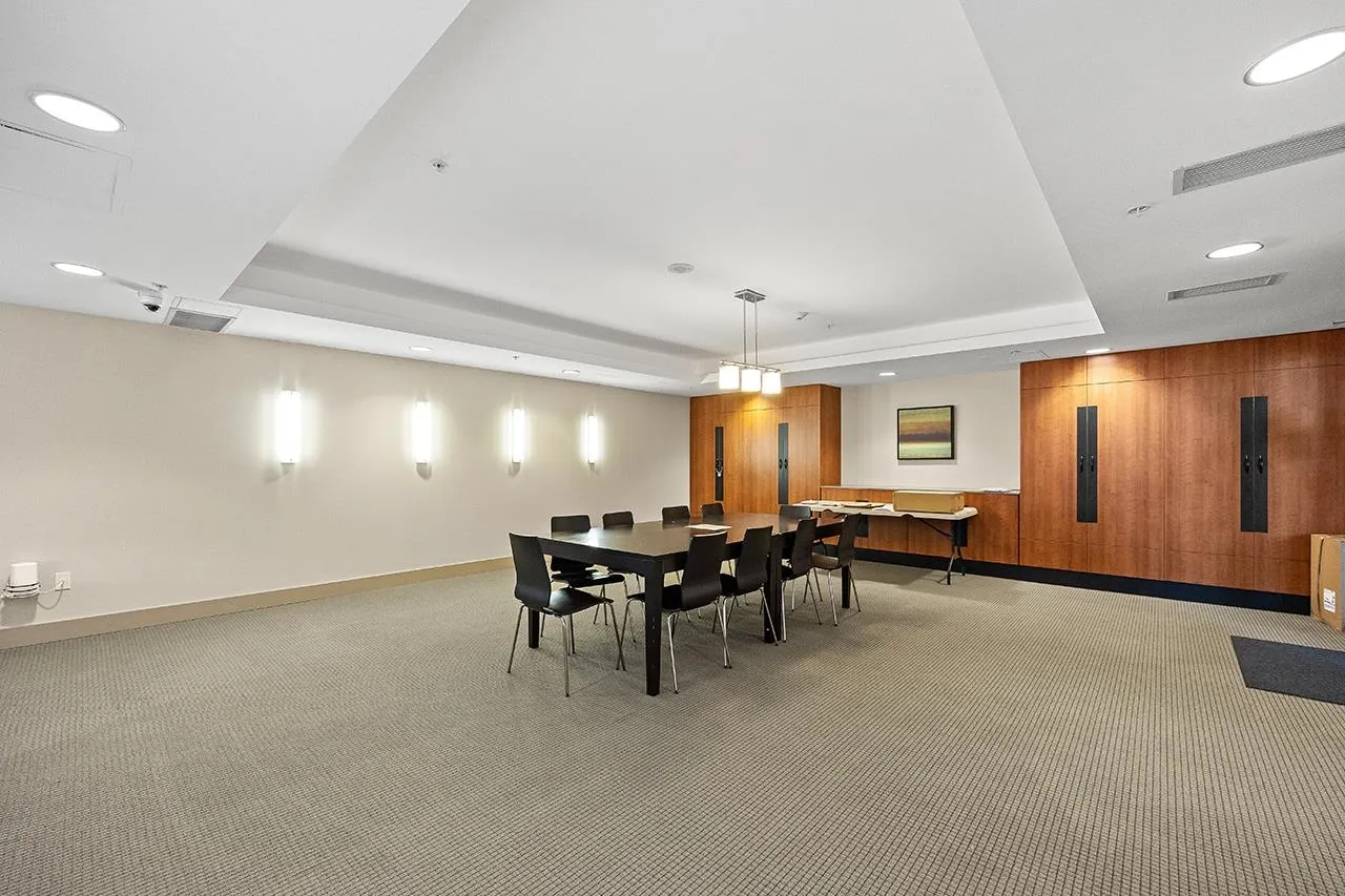 1501 4182 Dawson Street