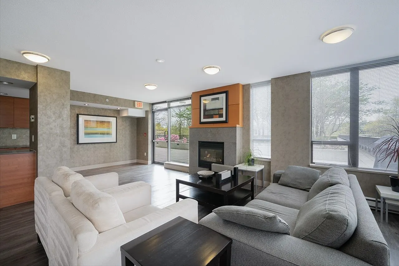 1501 4182 Dawson Street