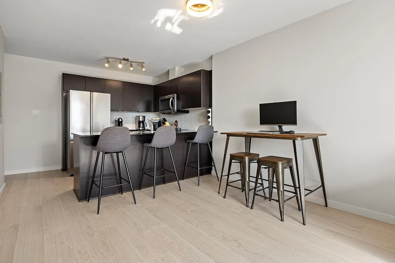 1501 4182 Dawson Street