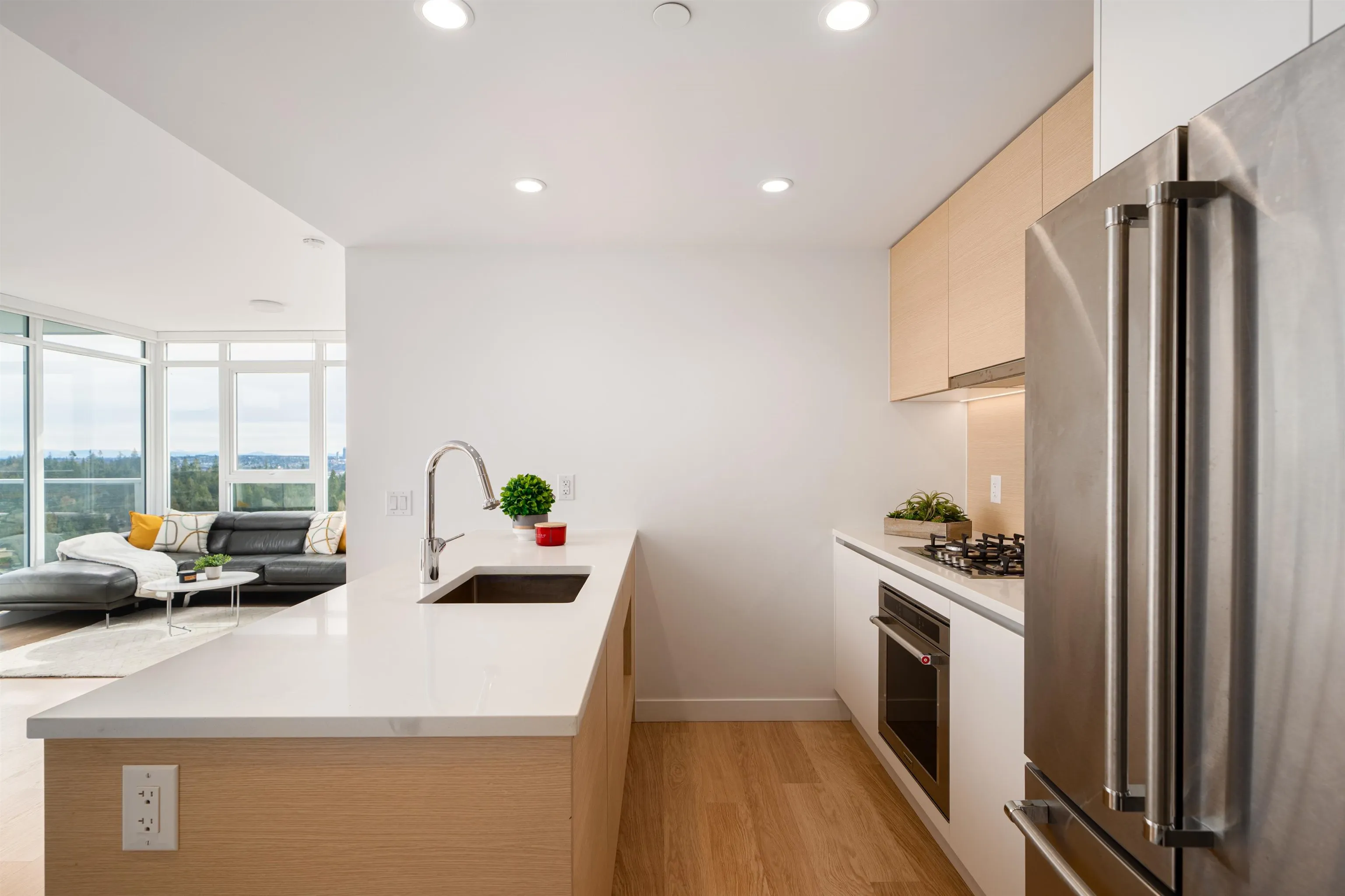 1809 525 Foster Avenue