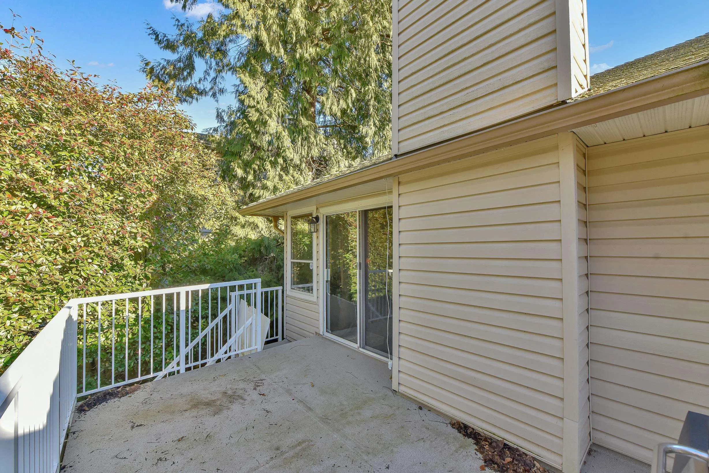 207 16031 82 Avenue