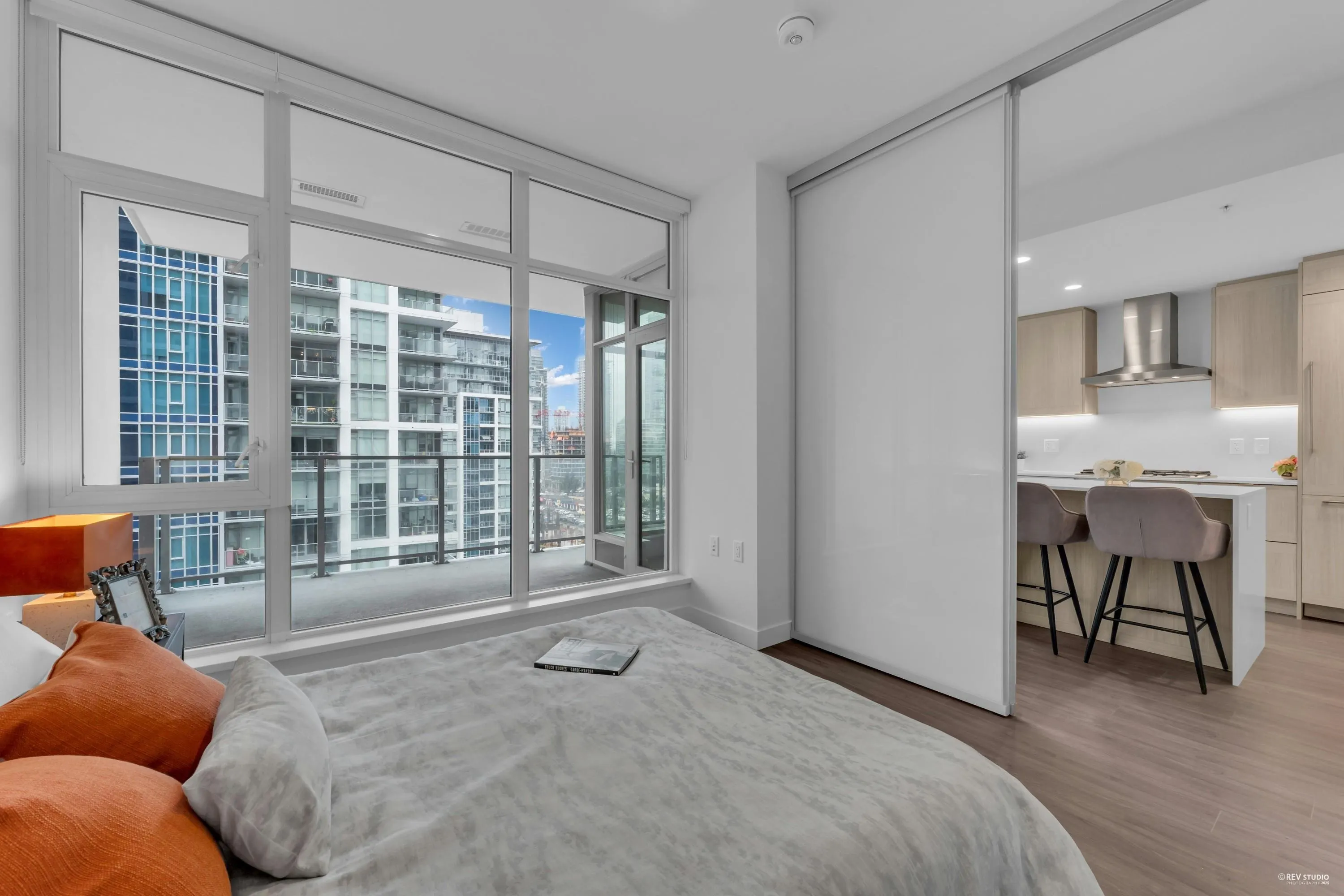 1807 2351 Beta Avenue