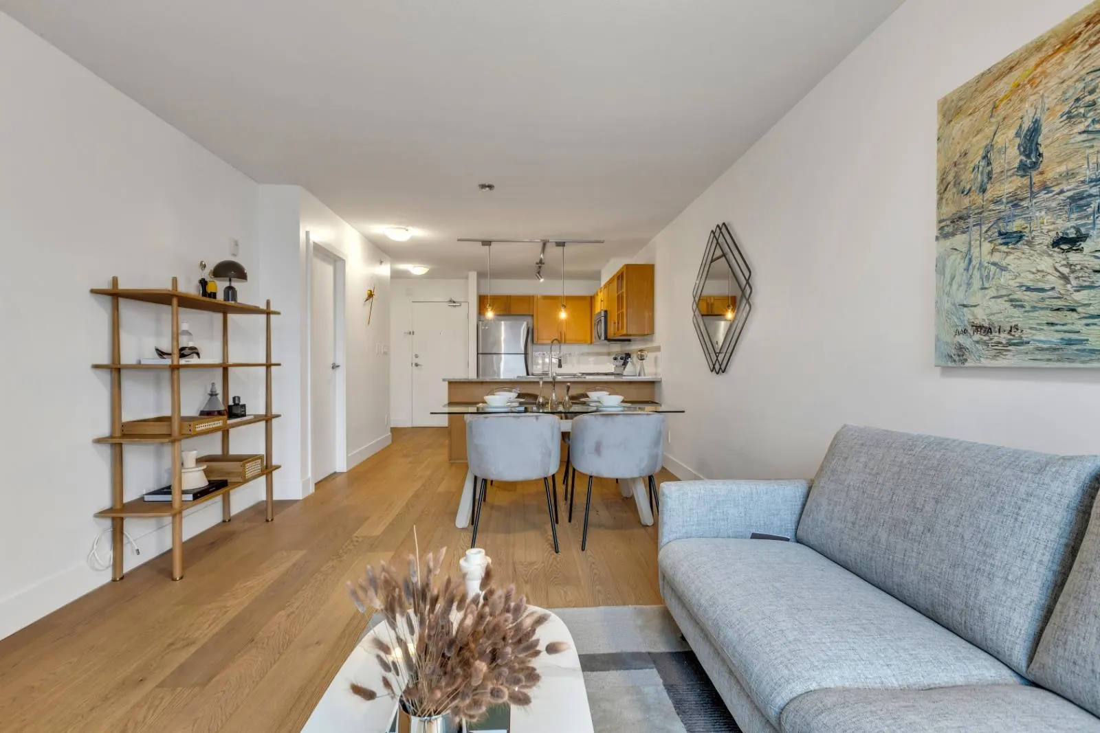 PH22 2150 E Hastings Street