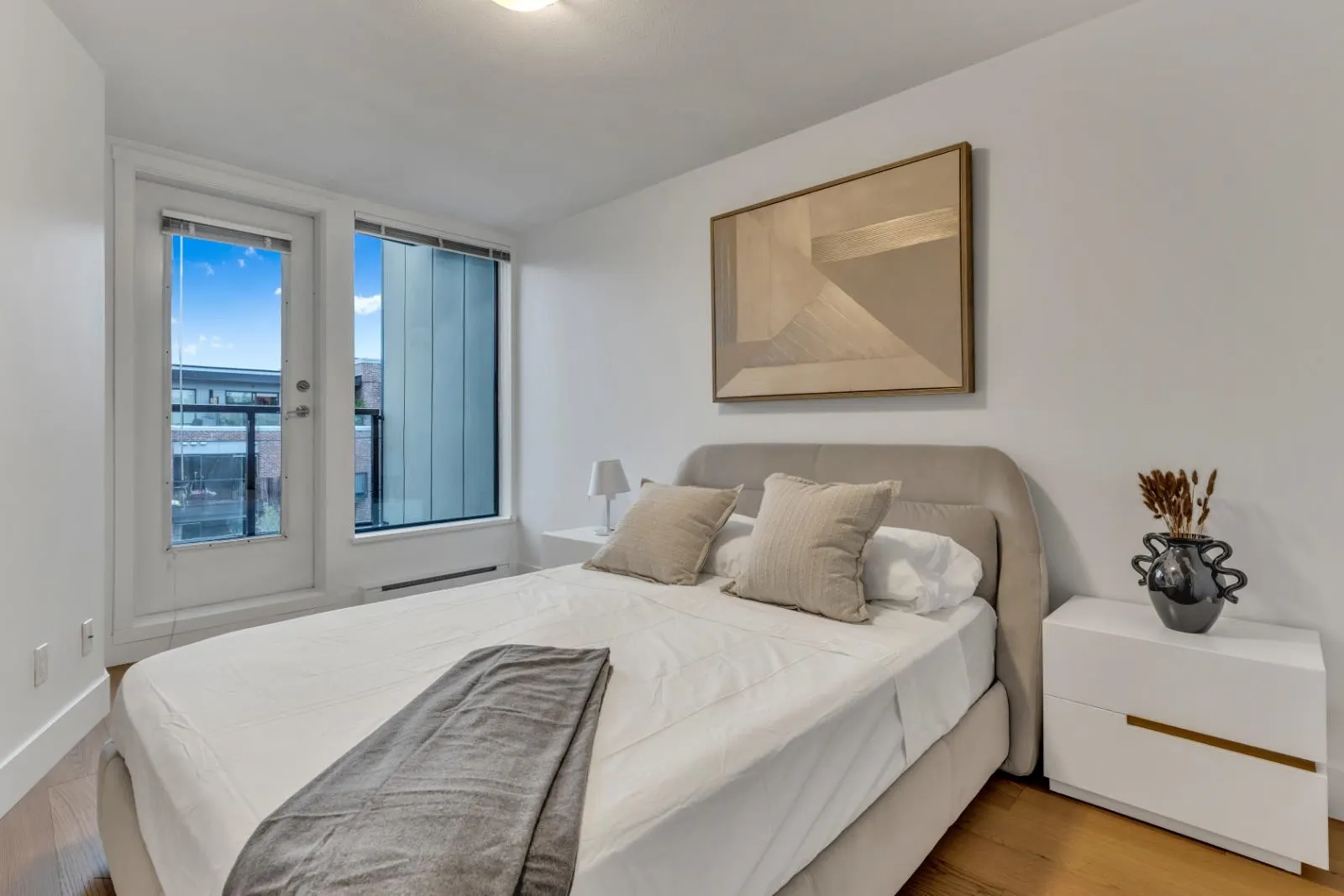 PH22 2150 E Hastings Street