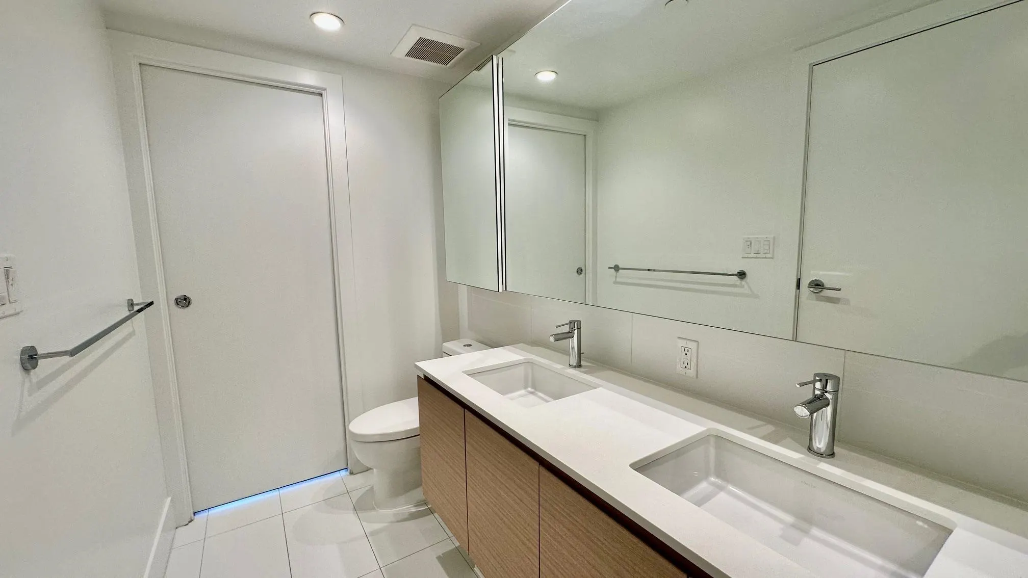 1005 5508 Hollybridge Way