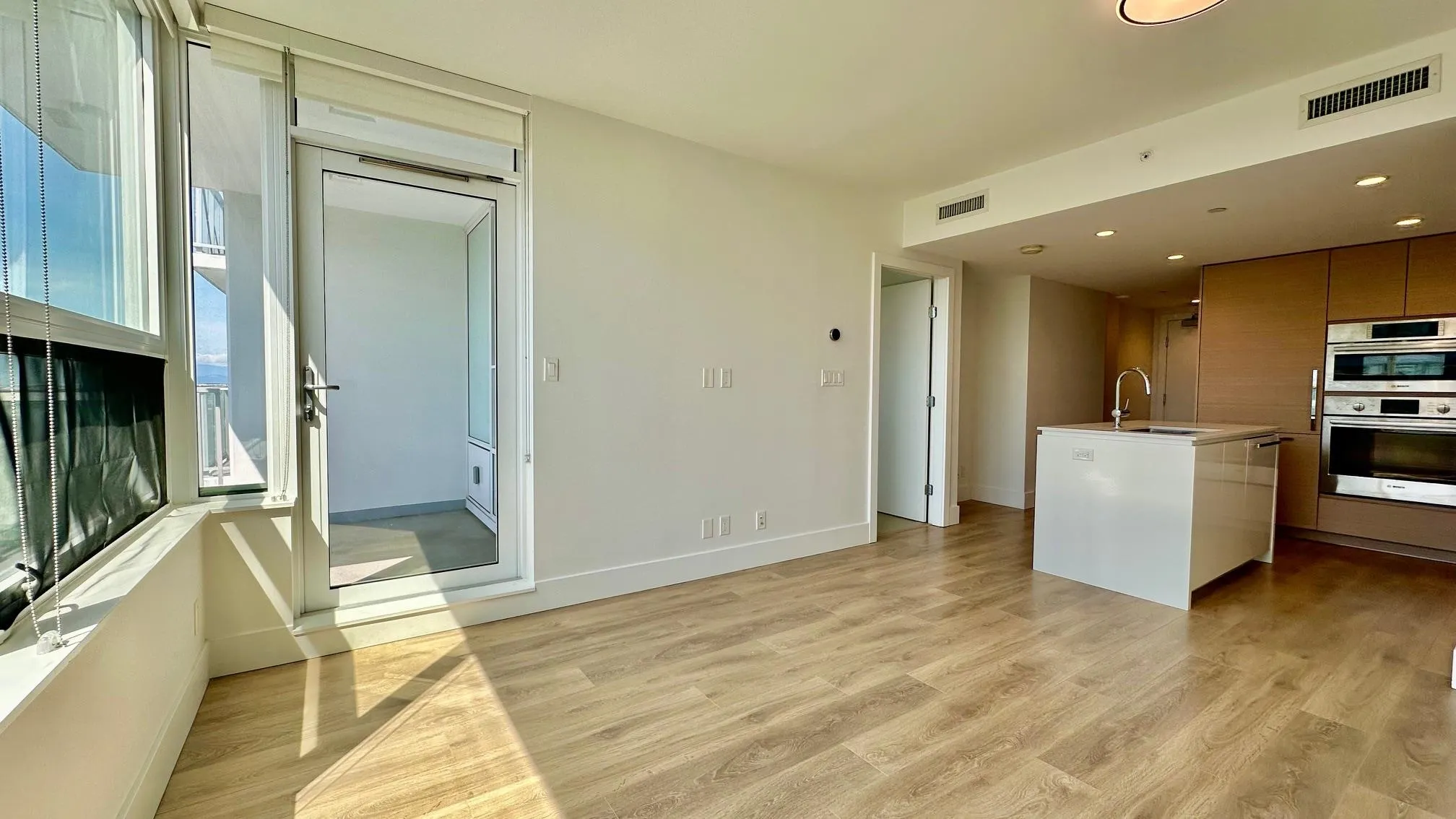 1005 5508 Hollybridge Way