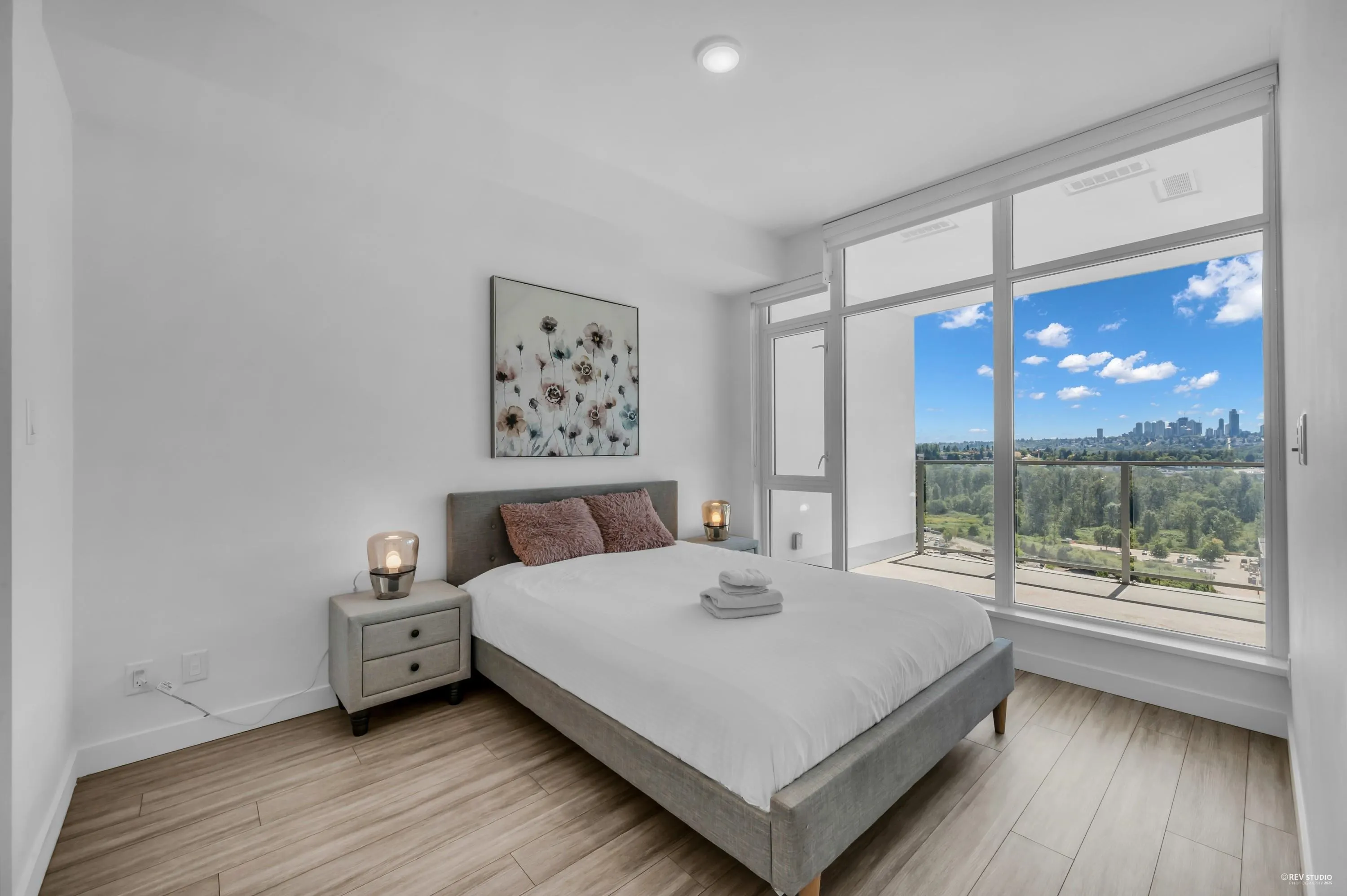 1709 2351 Beta Avenue