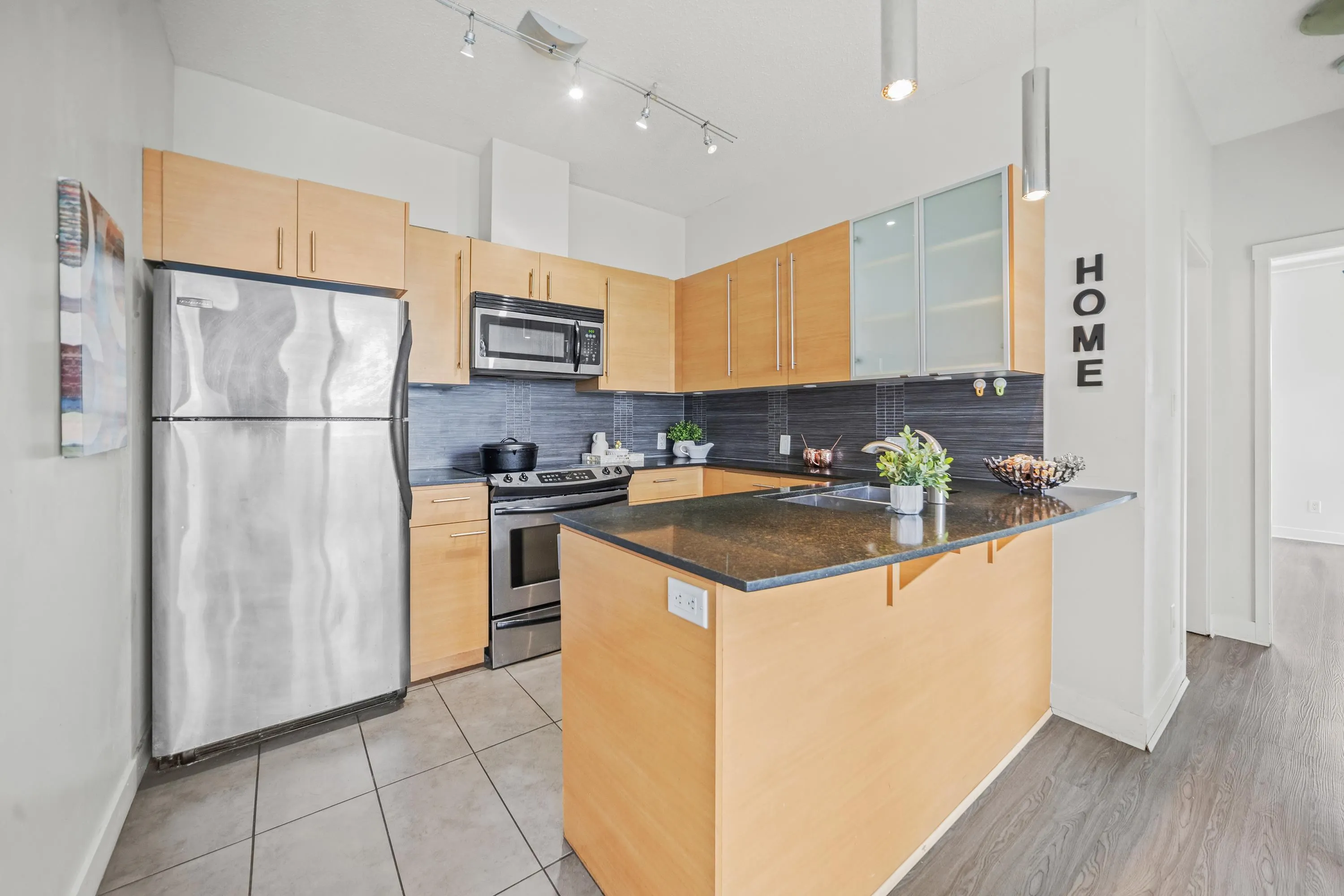 408 13399 104 Avenue