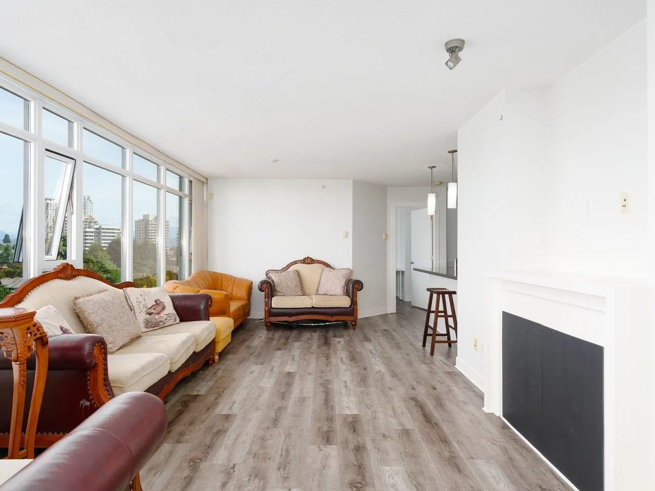 1902 7090 Edmonds Street