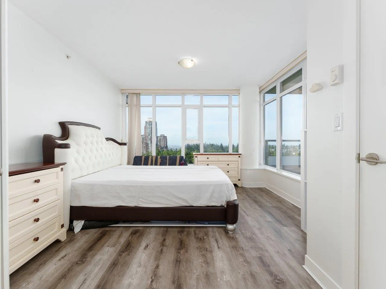 1902 7090 Edmonds Street
