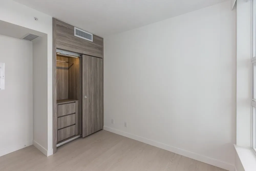 2107 13778 100 Avenue