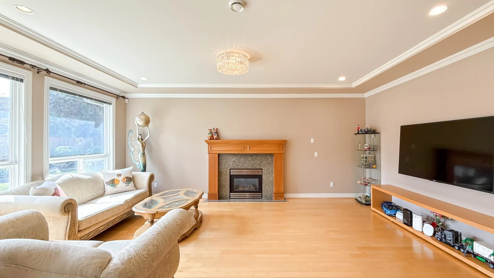 7840 Belair Drive