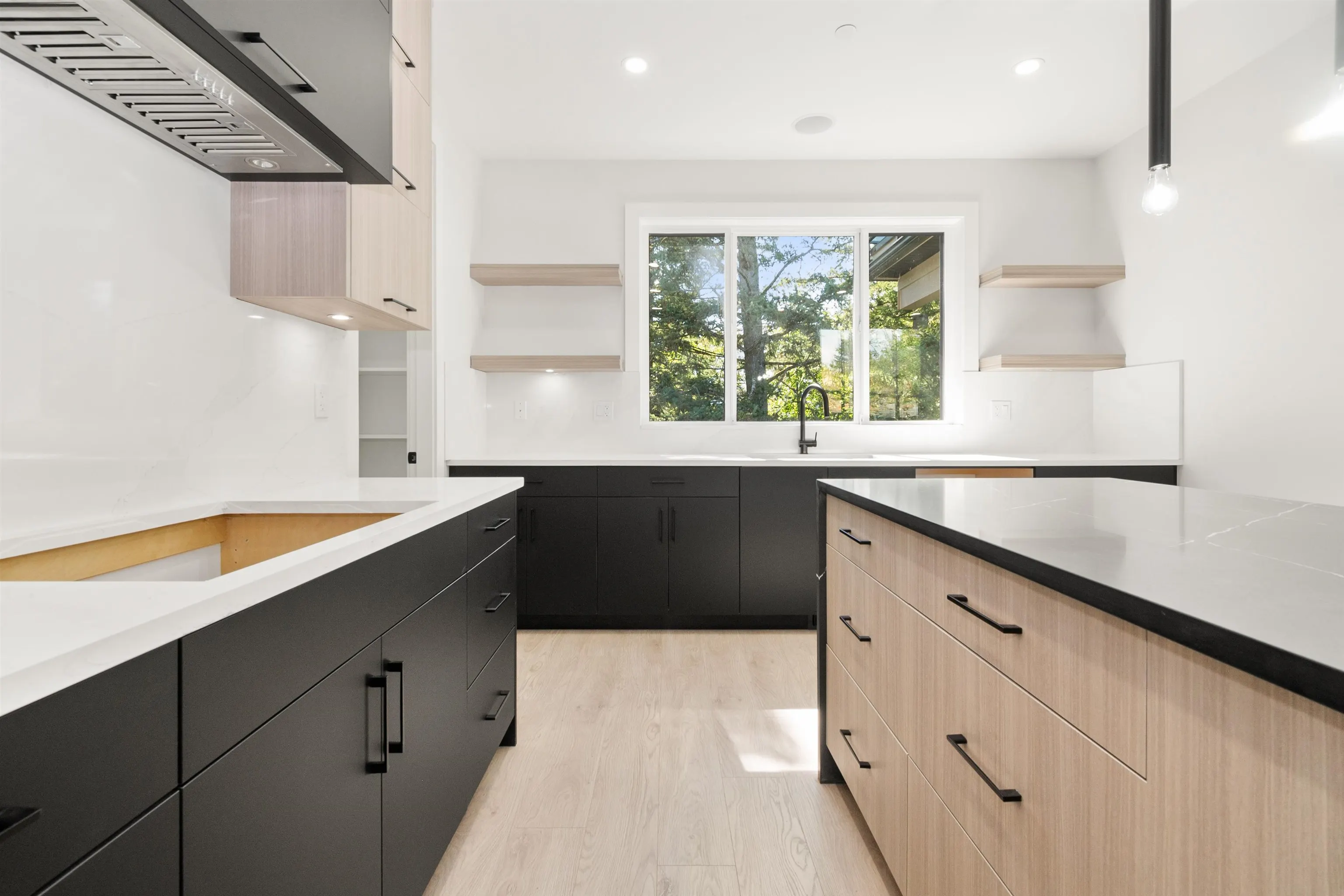 5626 Crimson Ridge