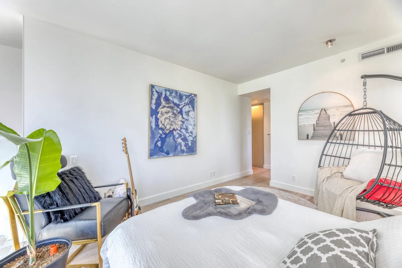 1704 1499 W Pender Street