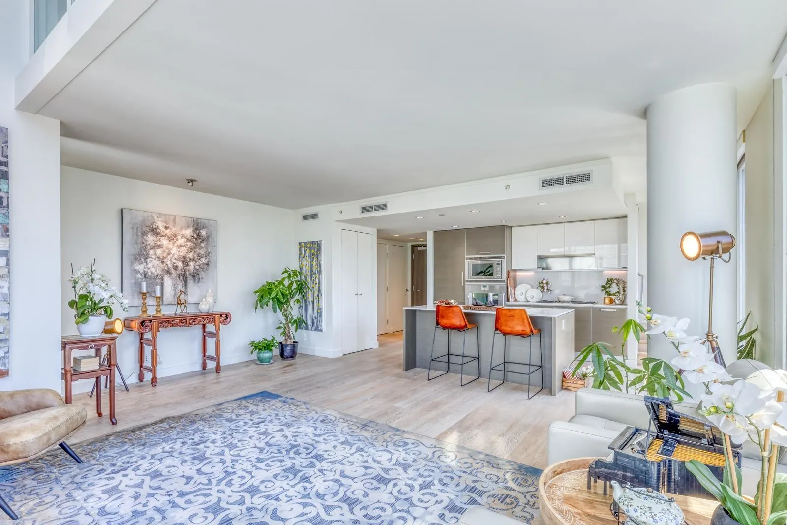 1704 1499 W Pender Street